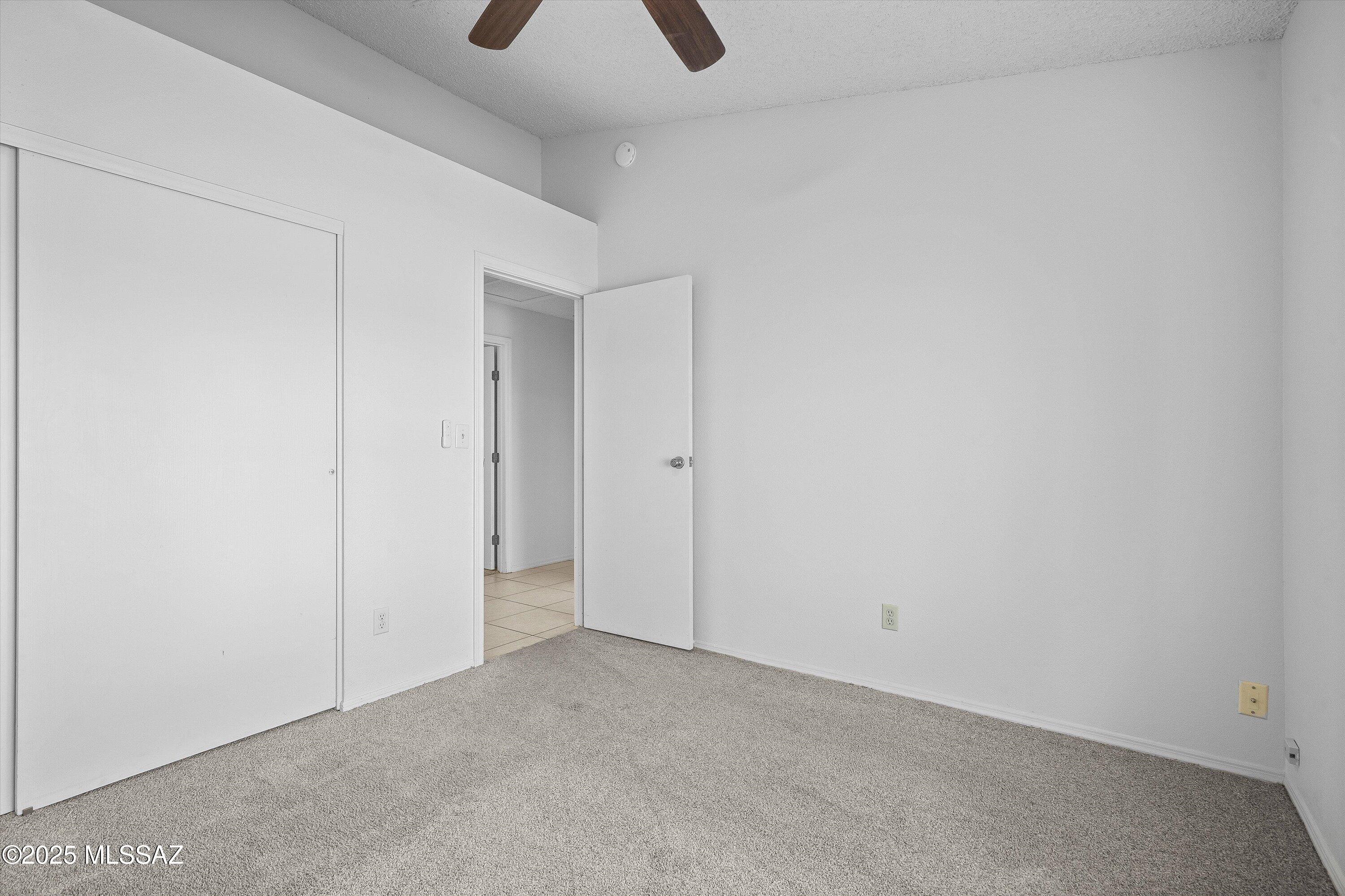 5209 W Nighthawk Way