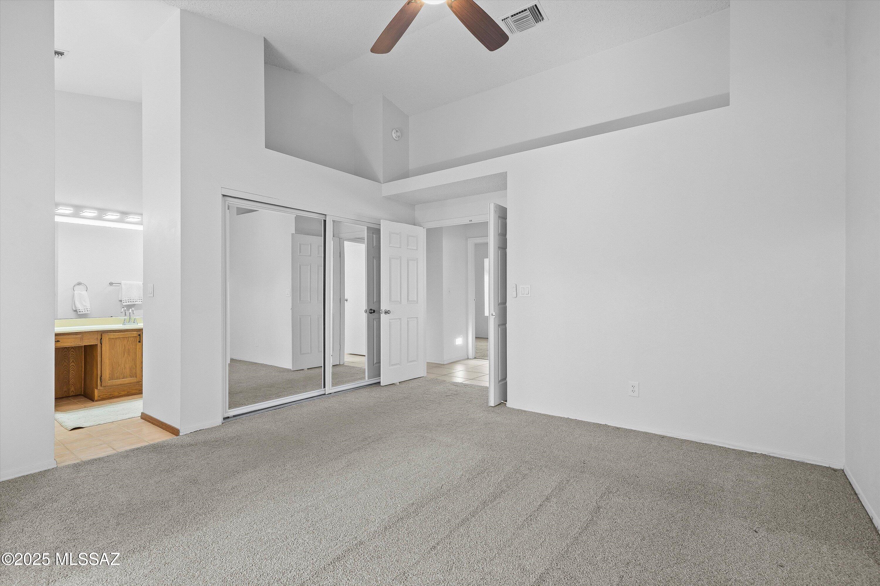 5209 W Nighthawk Way