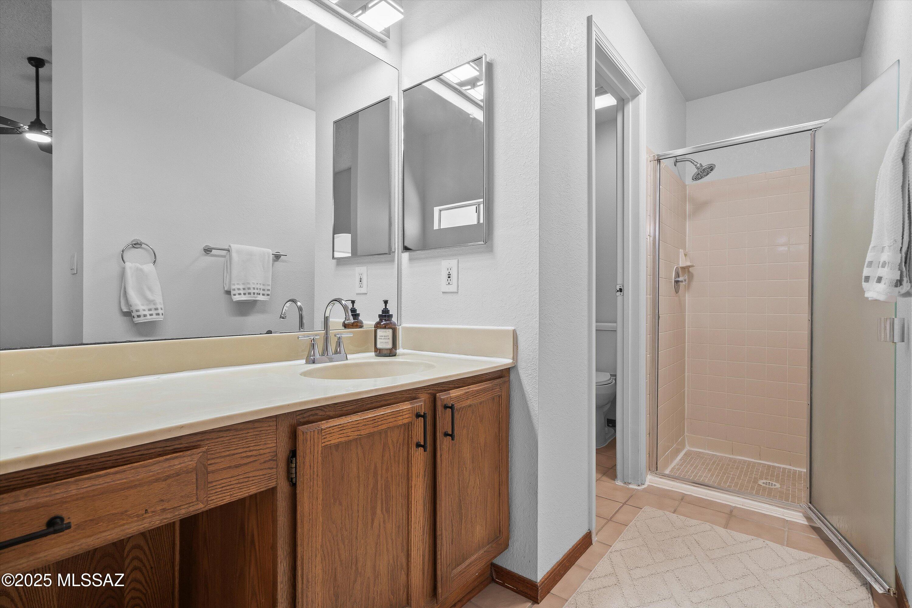 5209 W Nighthawk Way