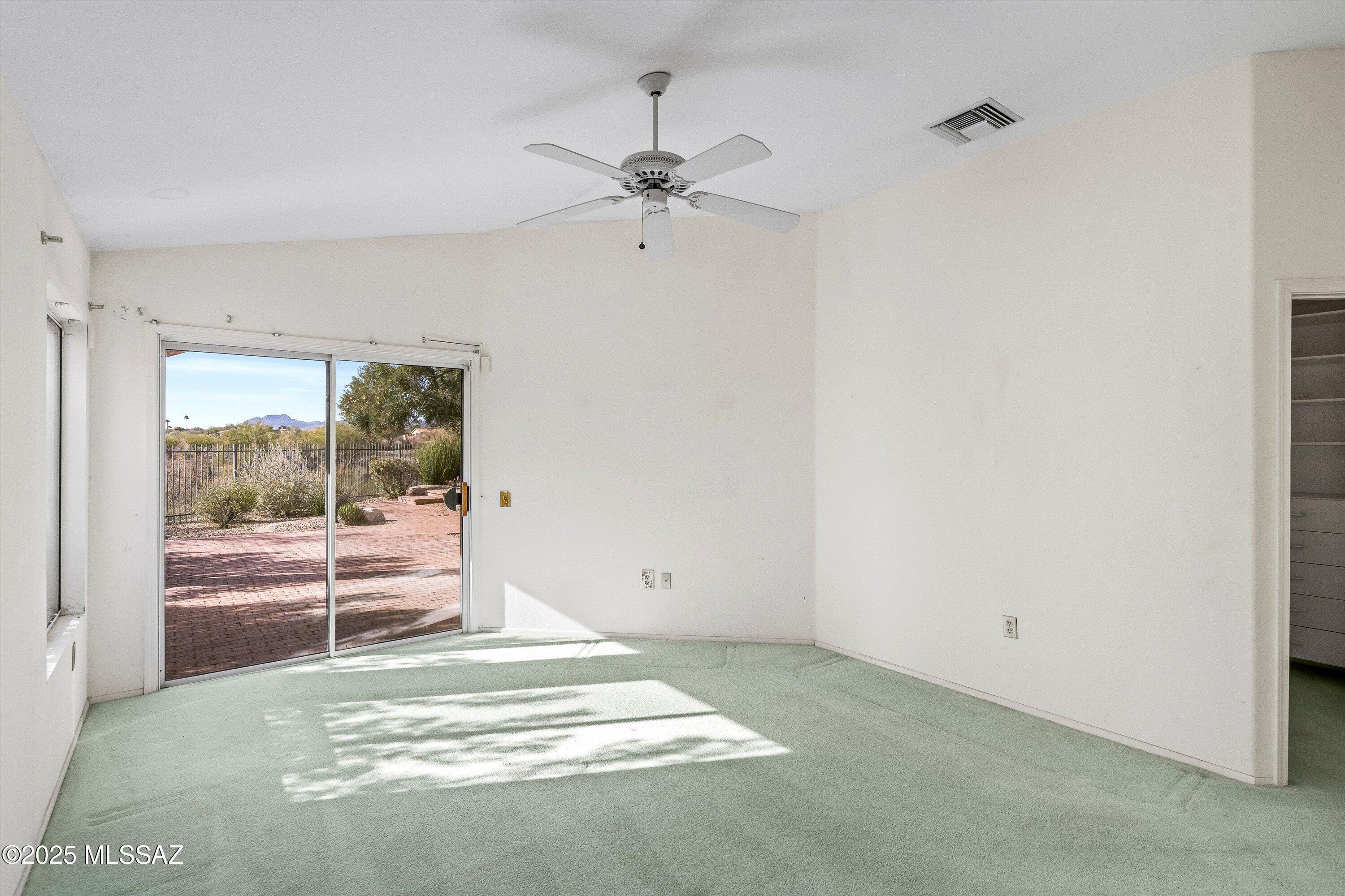 13933 N Desert Butte Drive