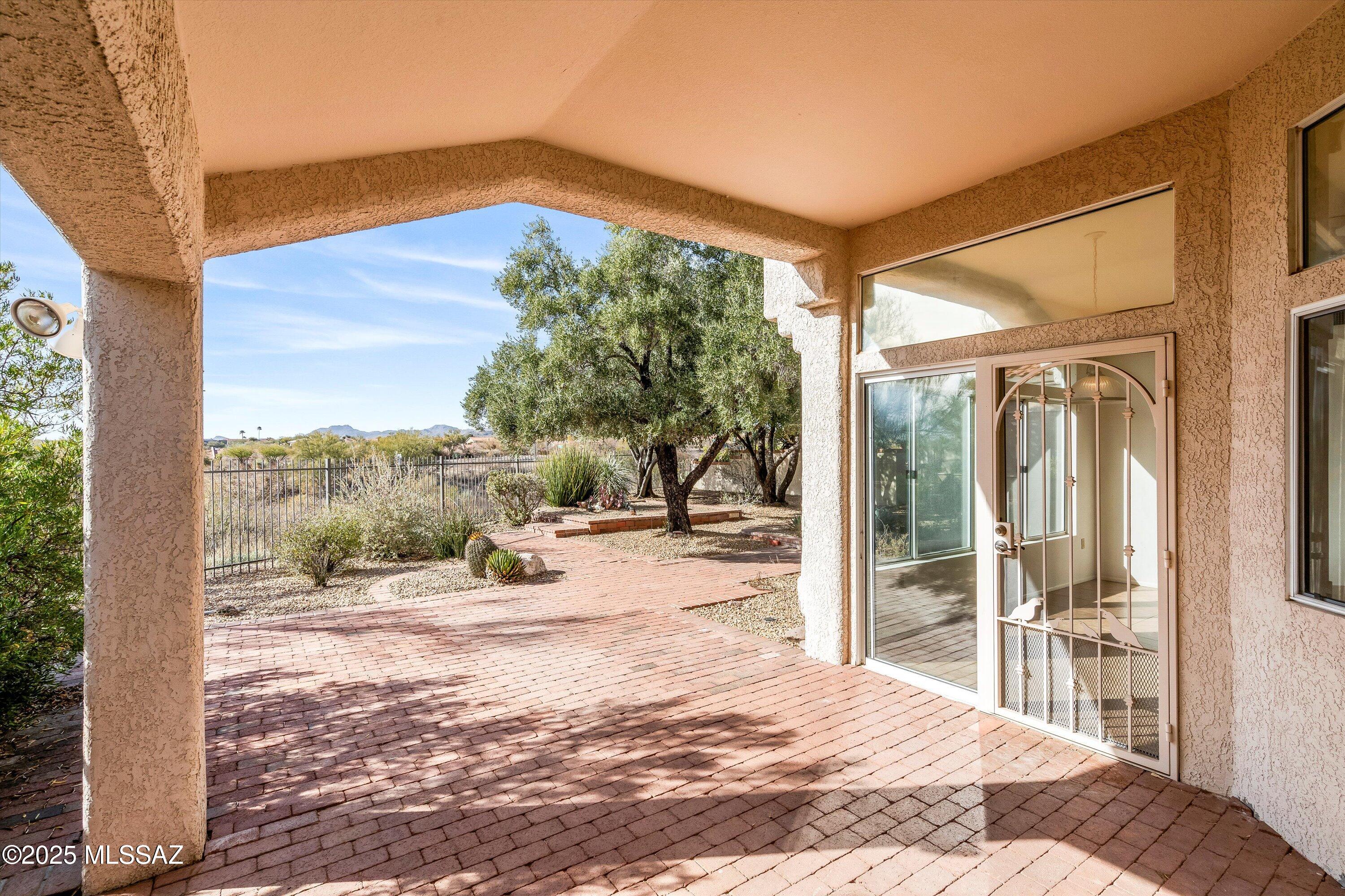 13933 N Desert Butte Drive