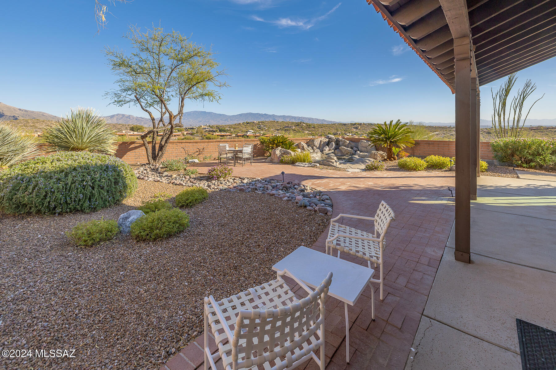 5306 N Via Velazquez