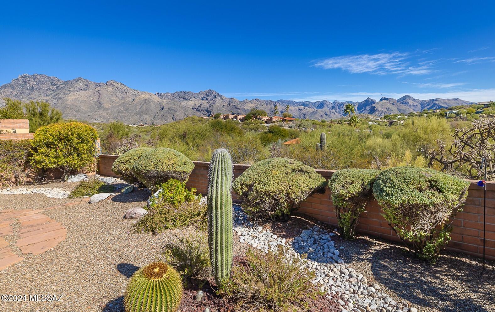 5030 N Via Gelsomino