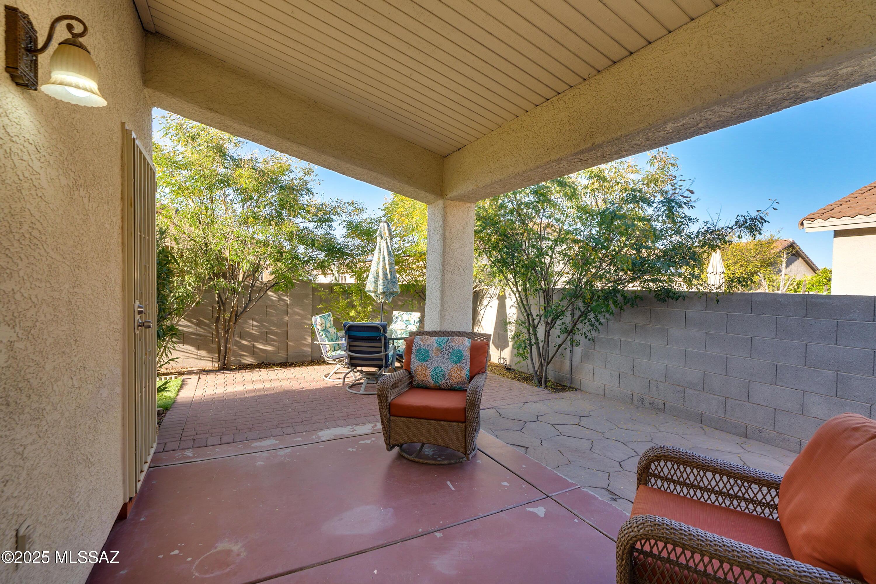 6928 W Sauceda Drive