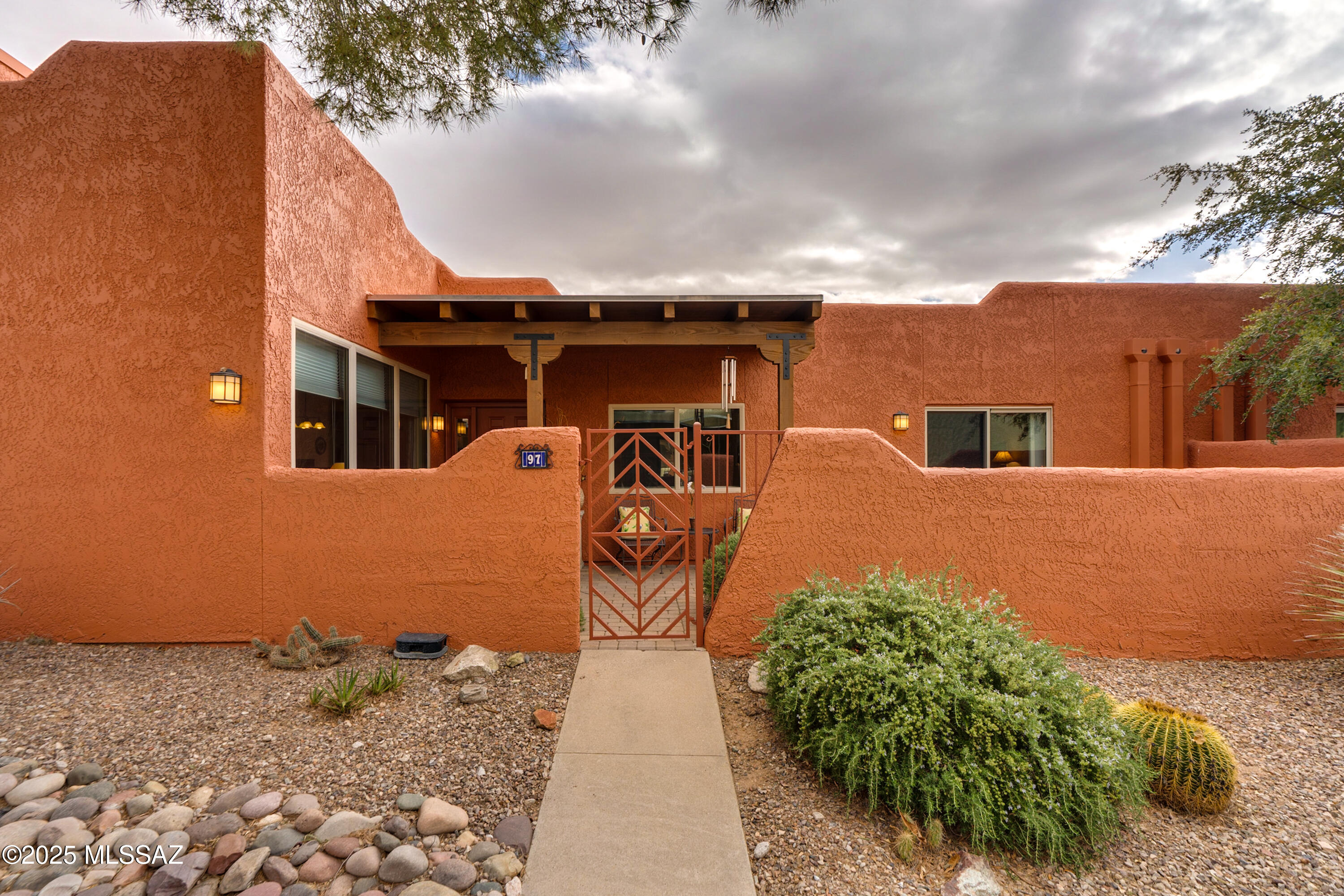 6255 N Camino Pimeria Alta Unit: 97