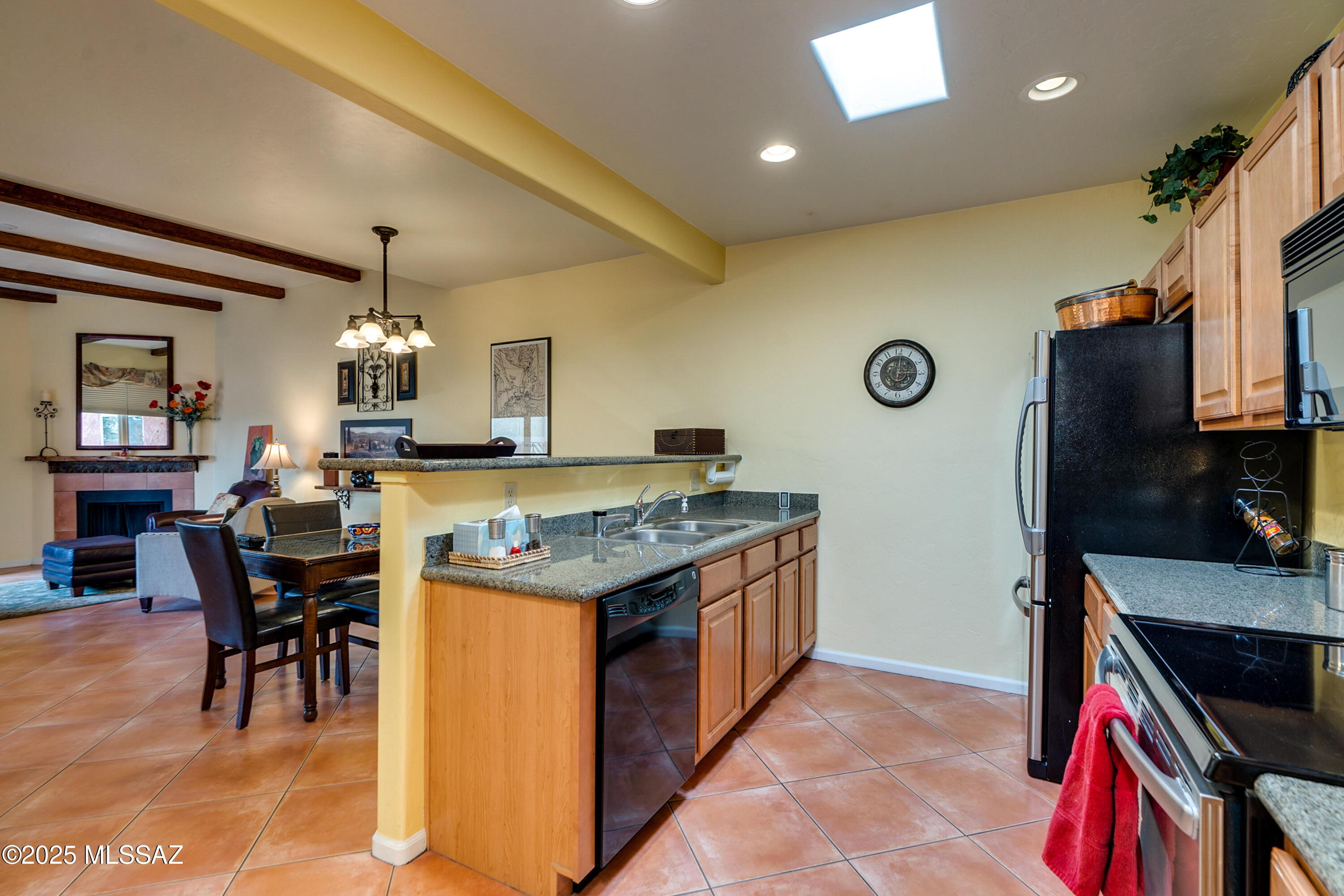 6255 N Camino Pimeria Alta Unit: 97