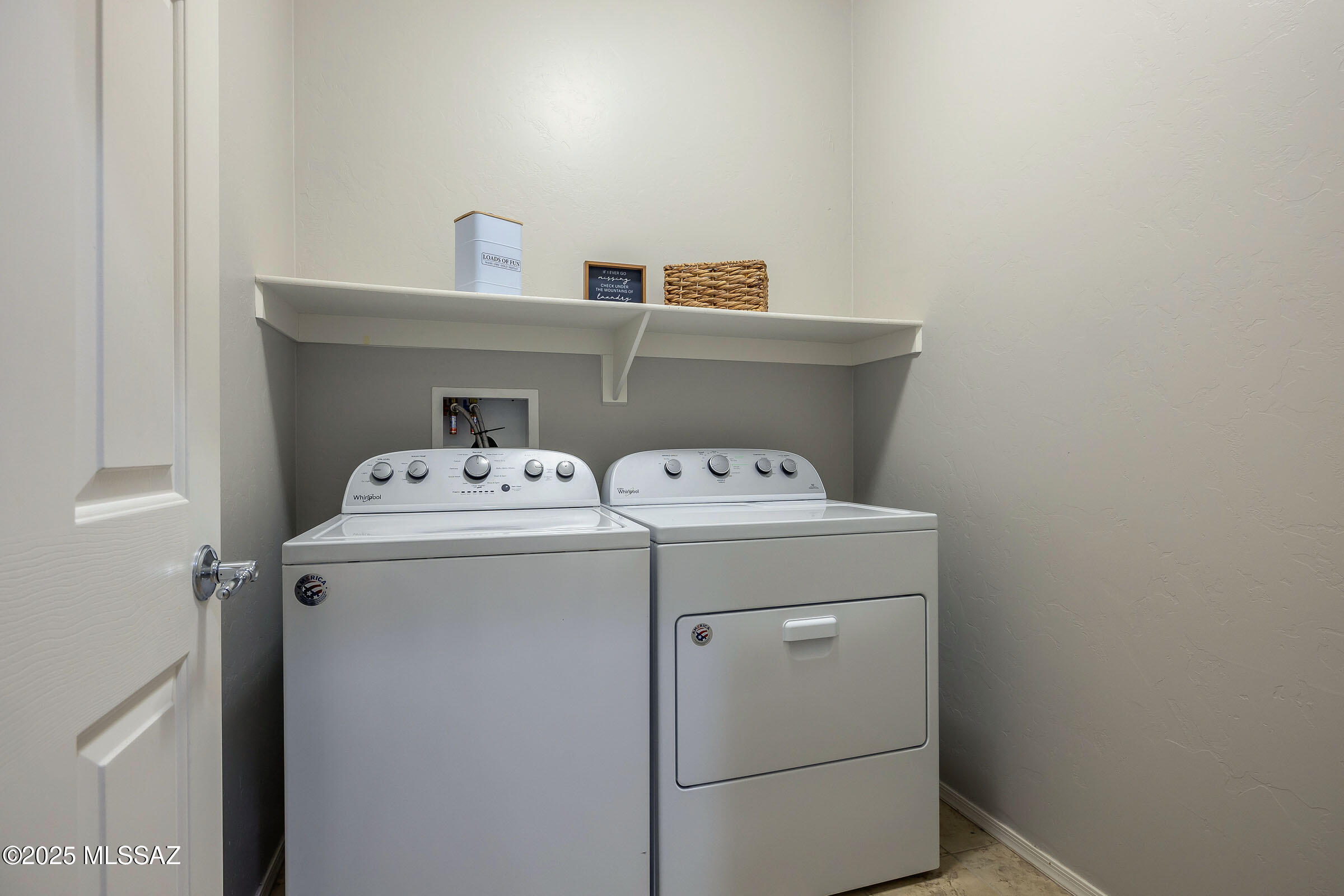 503 W Calle Sombra Linda