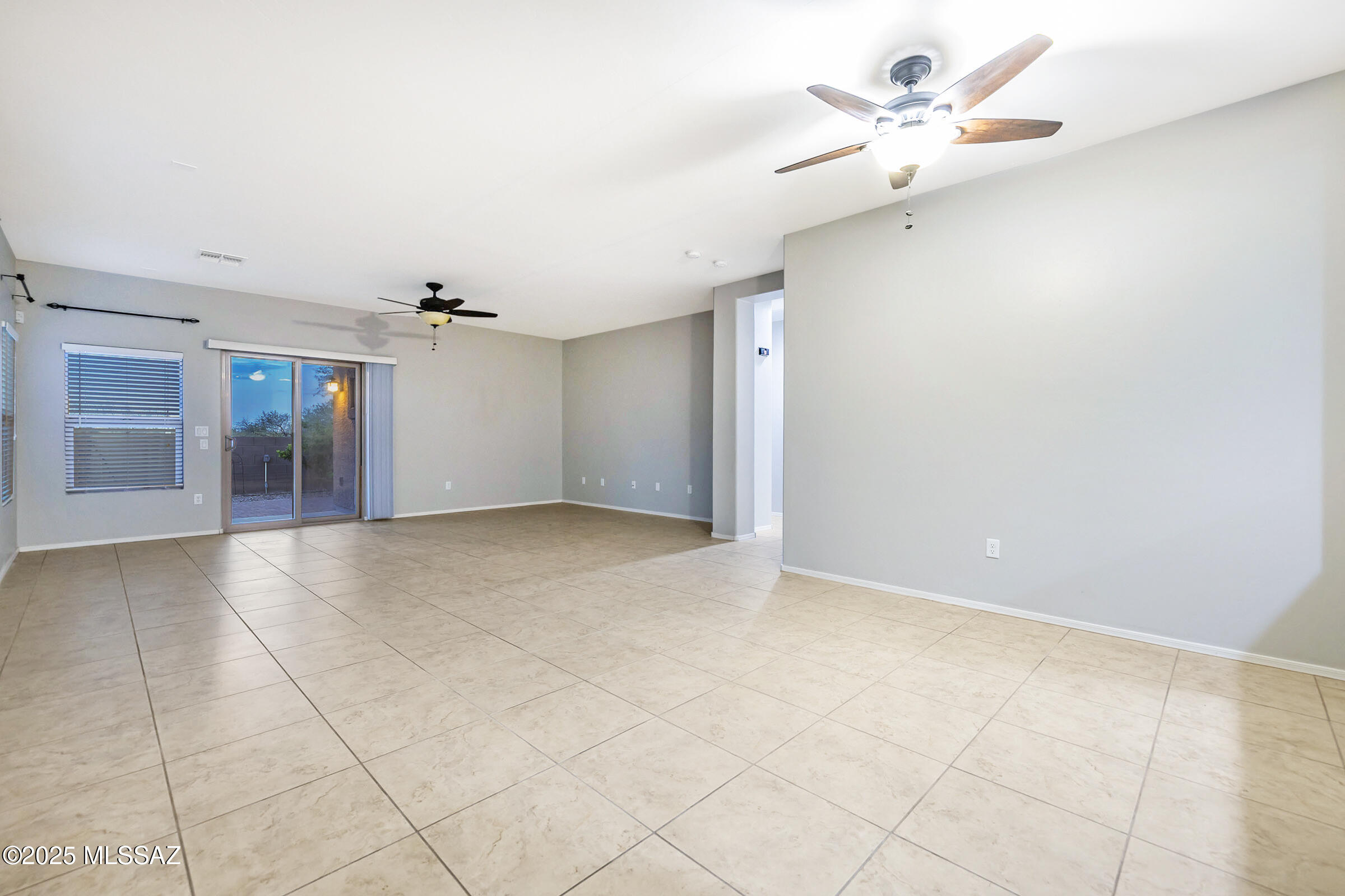 503 W Calle Sombra Linda