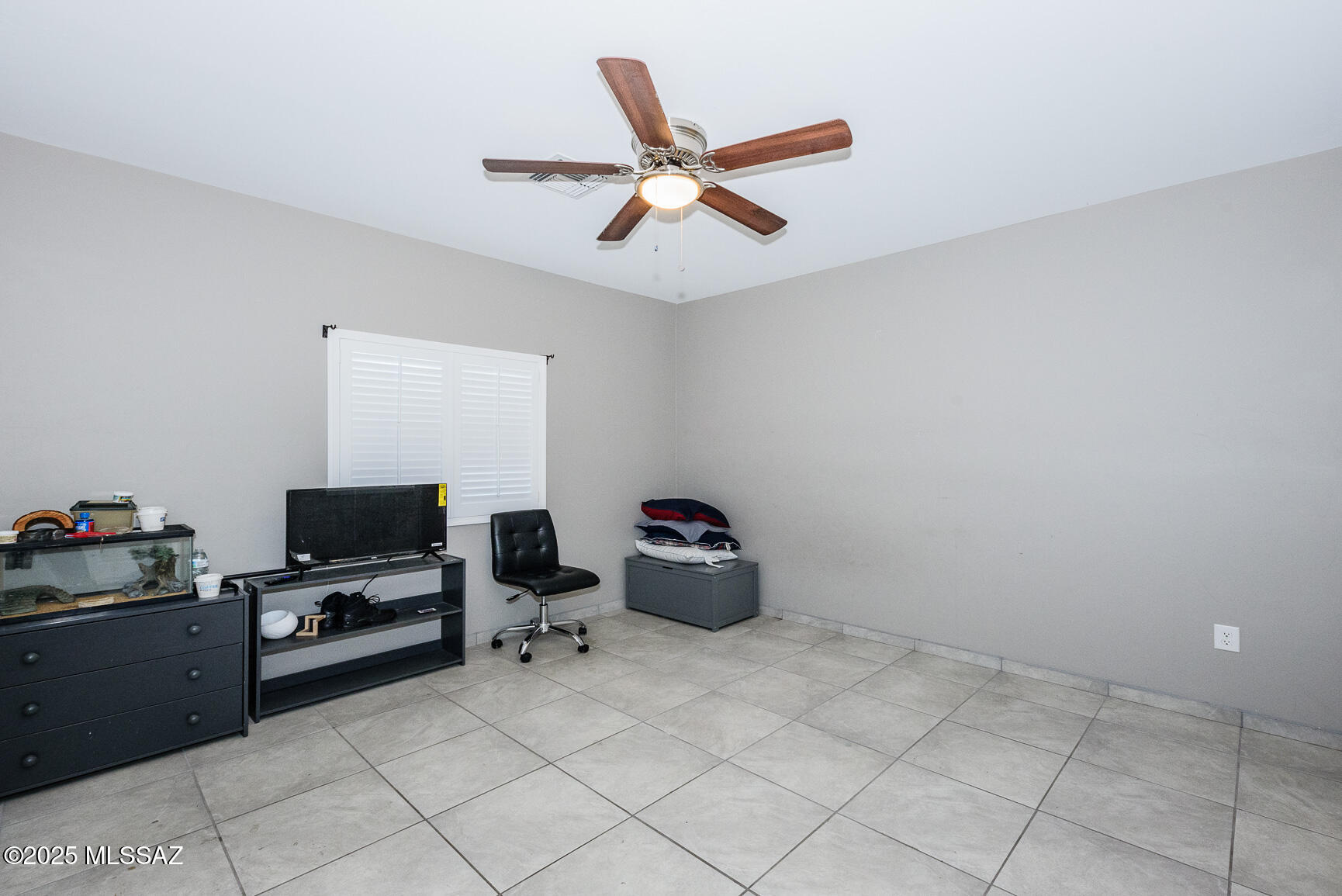 780 Maxine Drive