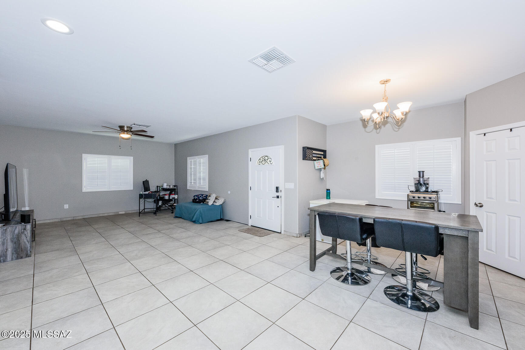 780 Maxine Drive