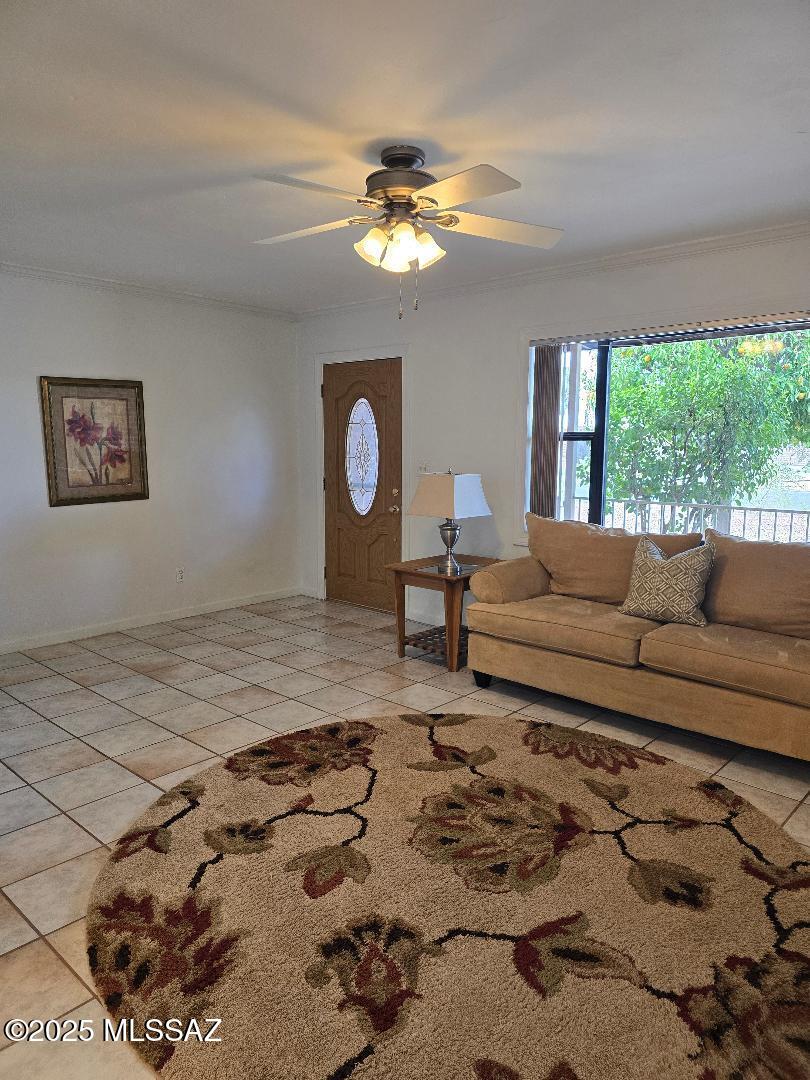 5822 E South Wilshire Drive