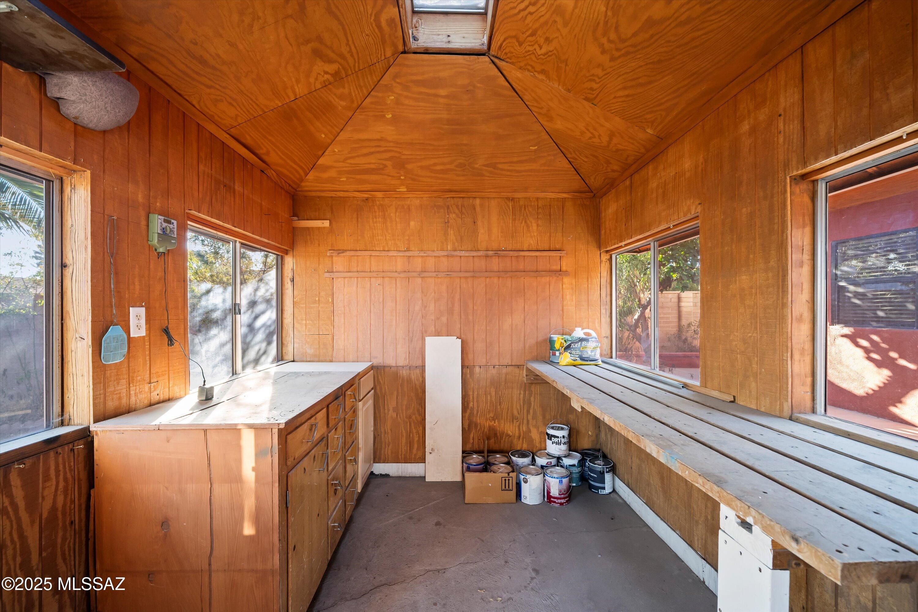 5822 E South Wilshire Drive