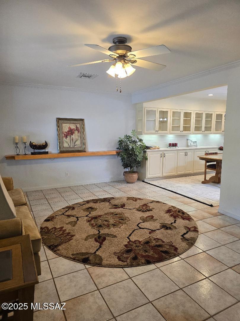 5822 E South Wilshire Drive