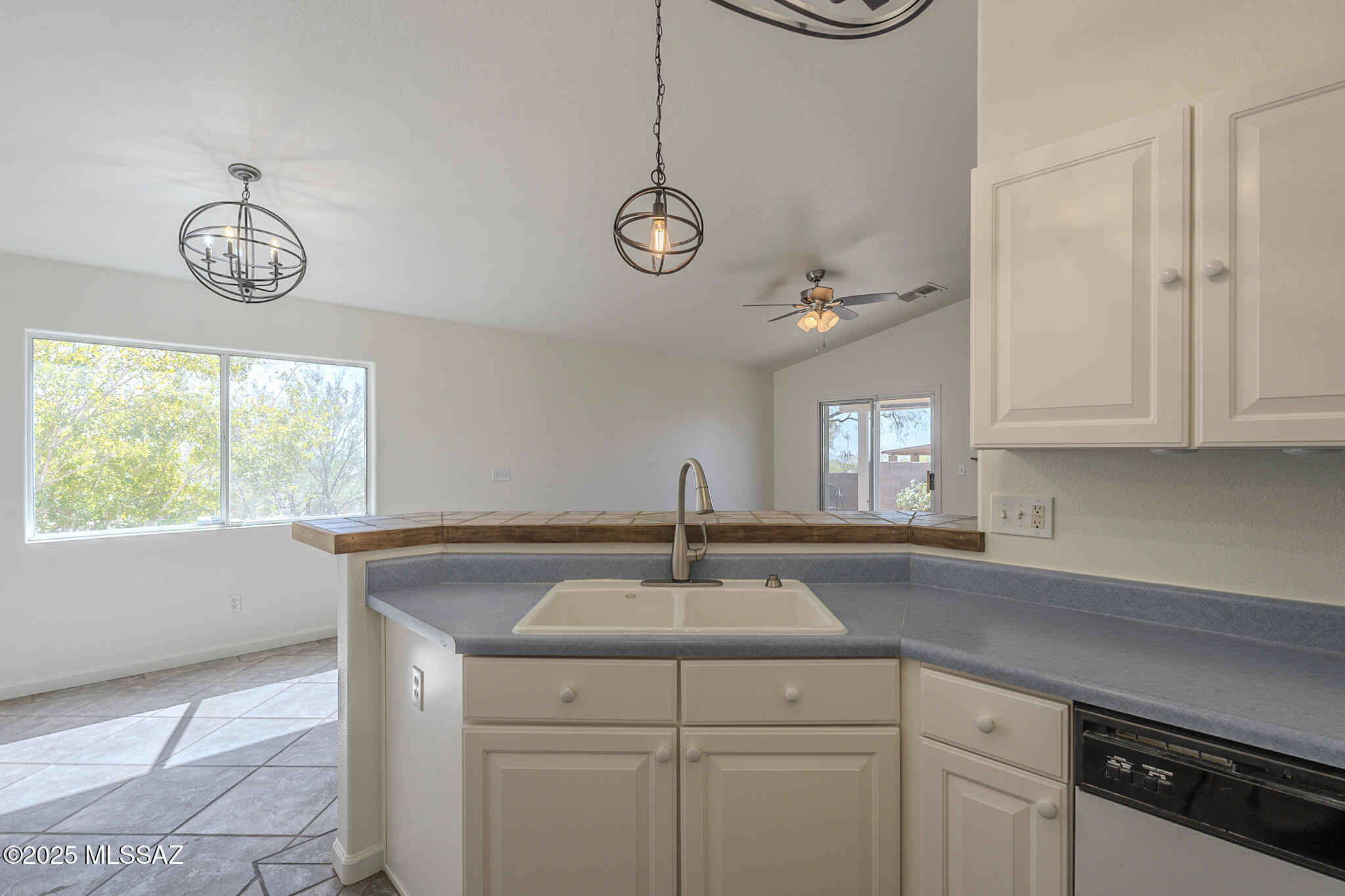 12847 N Suizo Mountains Road