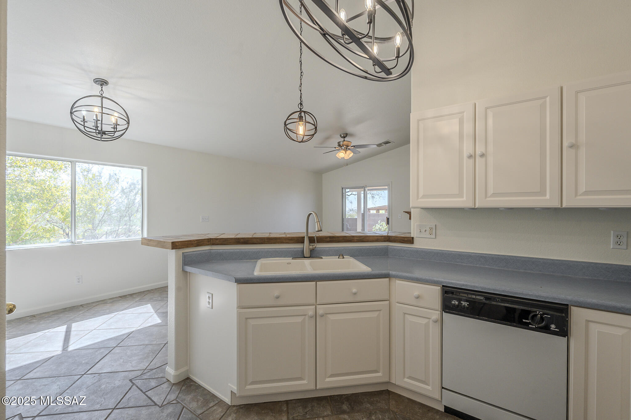 12847 N Suizo Mountains Road