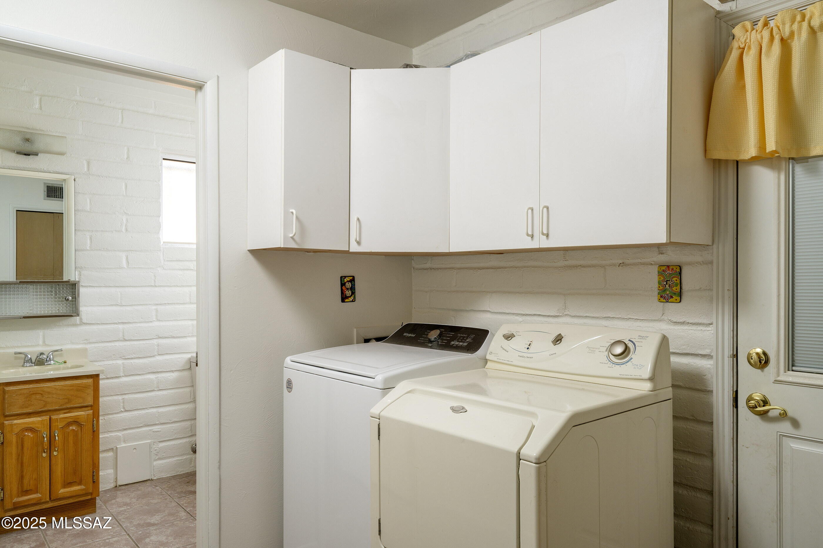 154 S Avendia del Porvenir