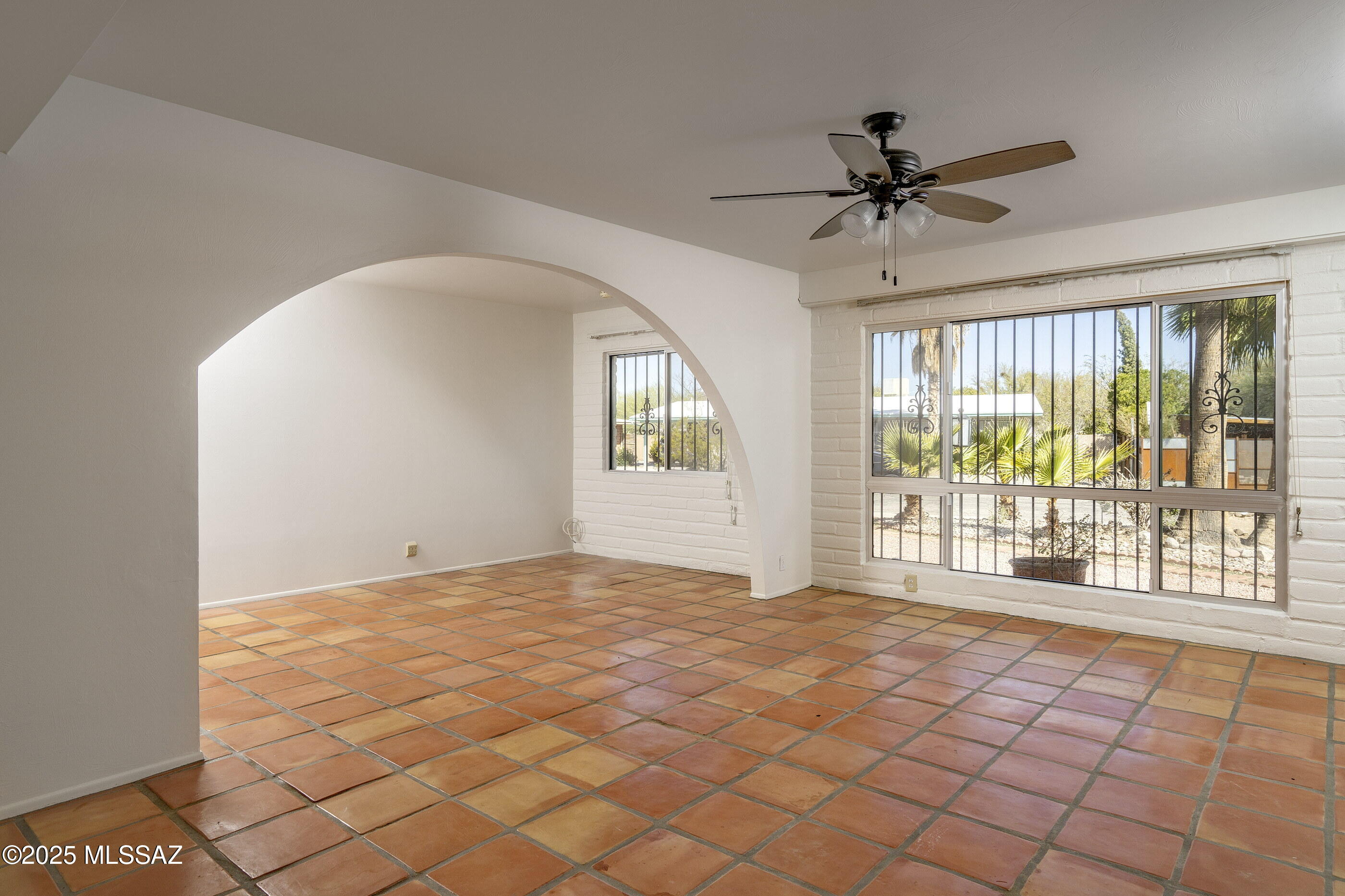154 S Avendia del Porvenir