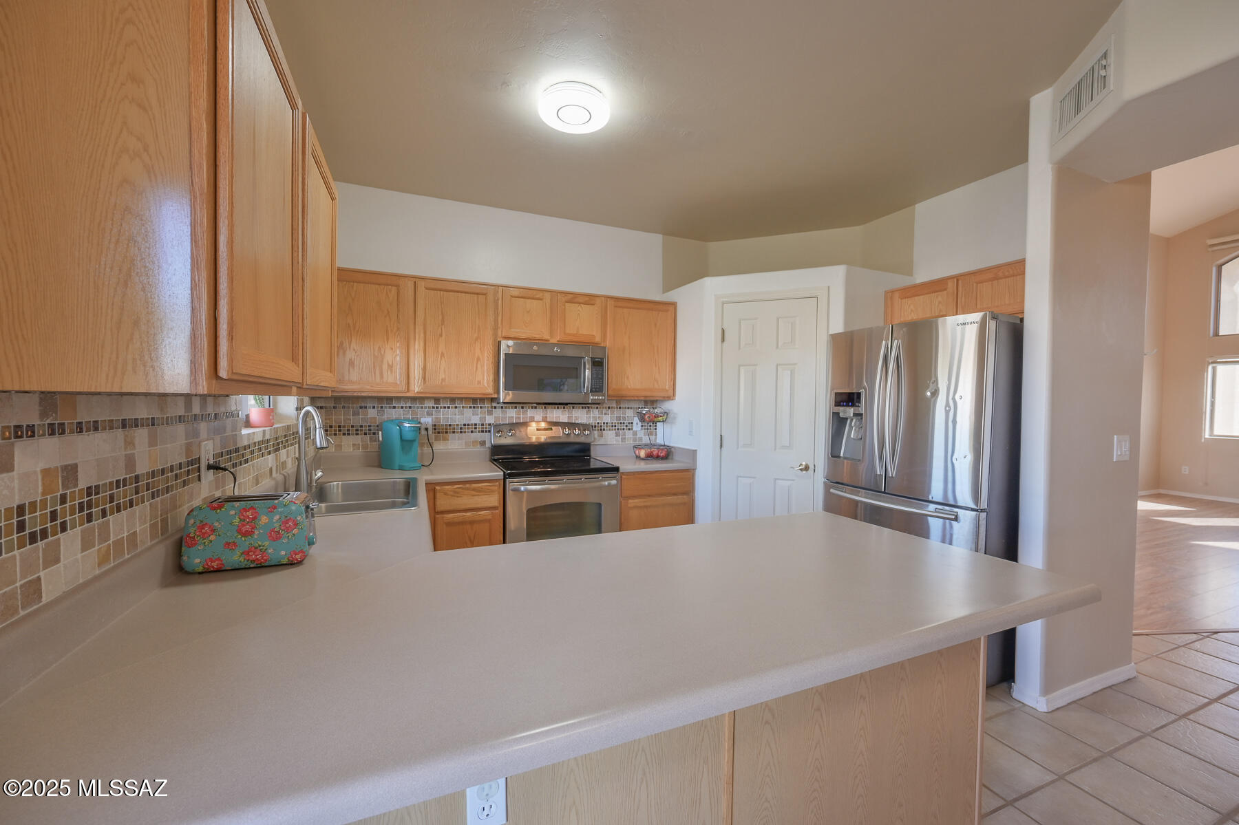 10261 E Desert Skyline Way