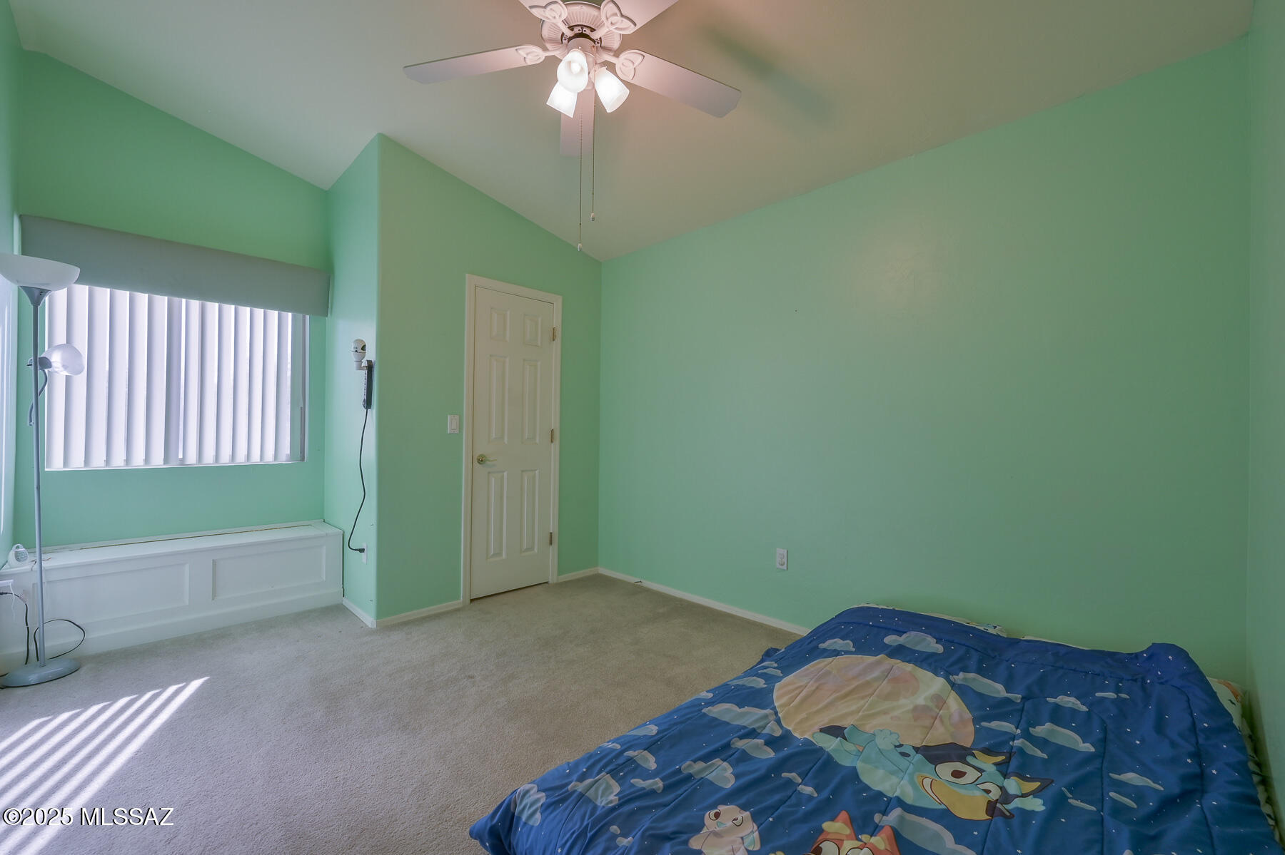 10261 E Desert Skyline Way