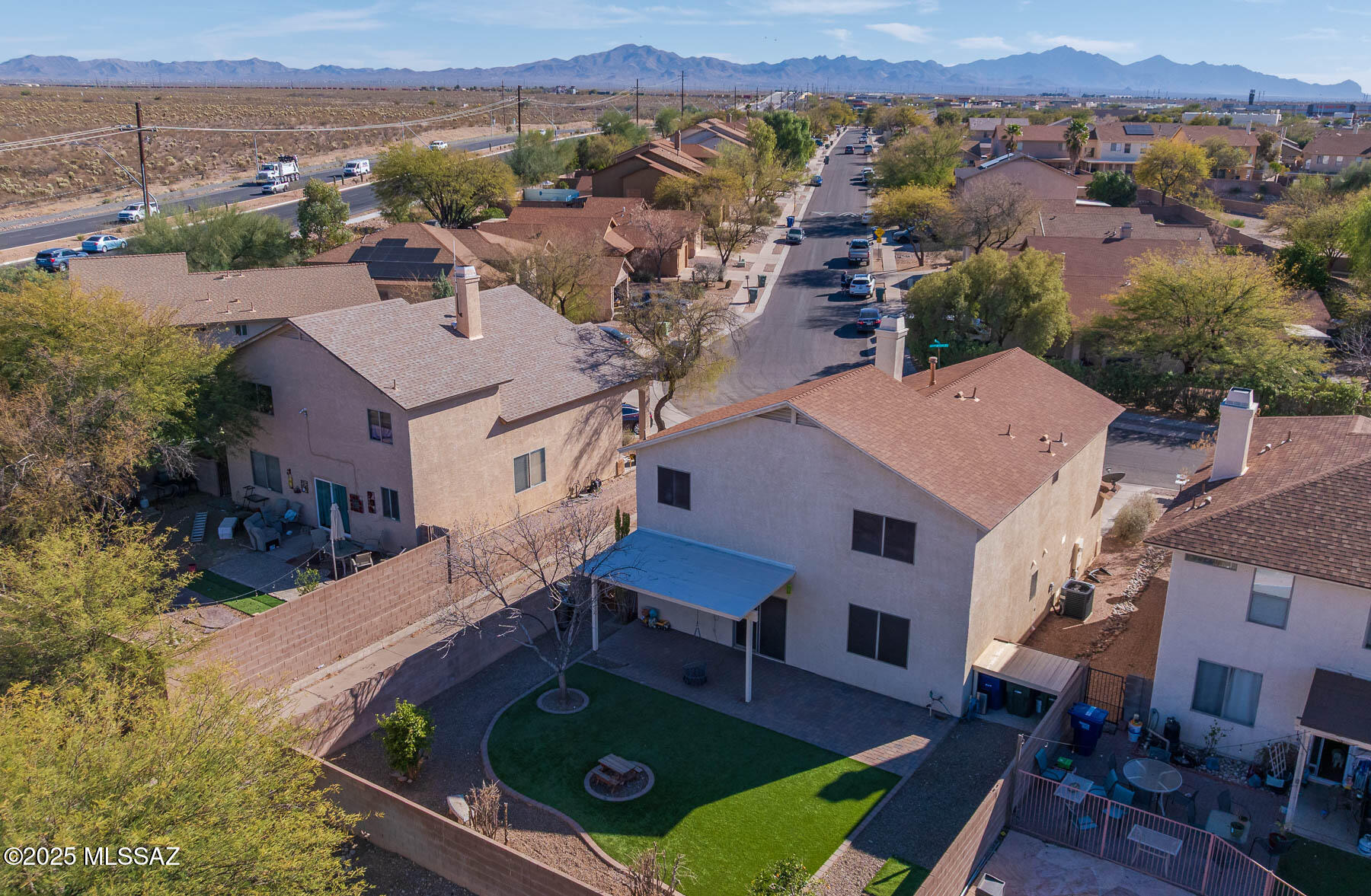 10261 E Desert Skyline Way