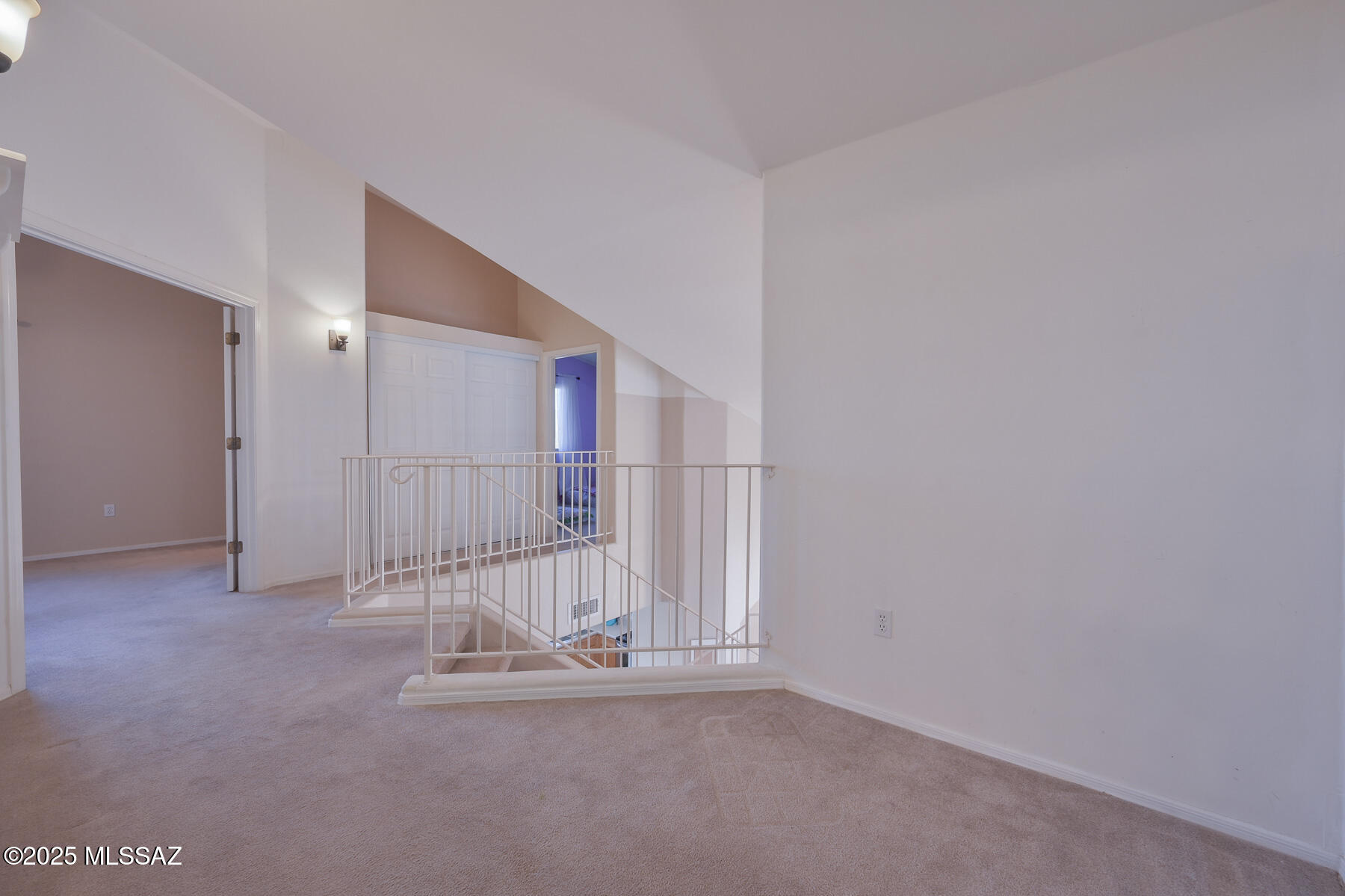 10261 E Desert Skyline Way