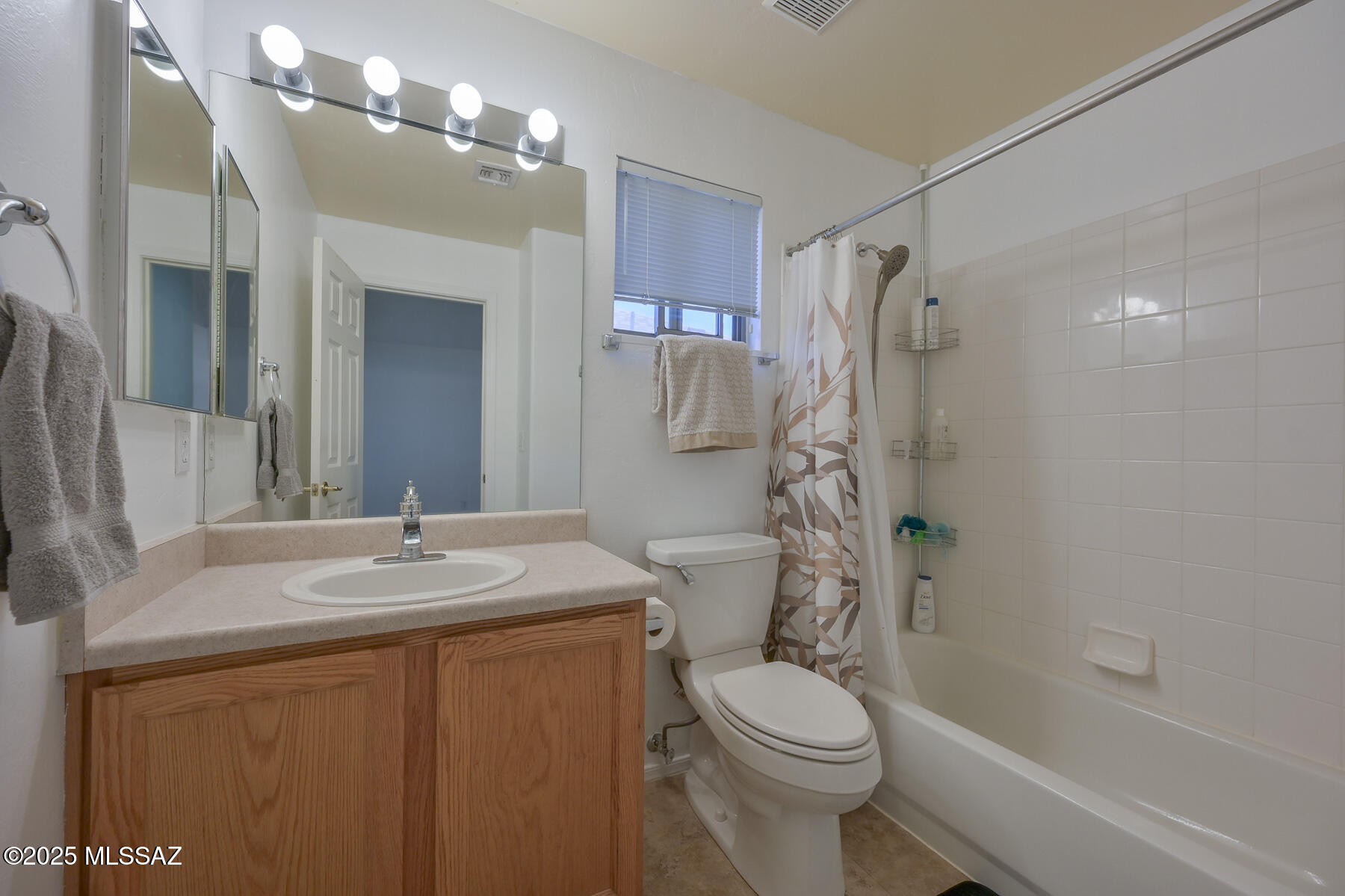 10261 E Desert Skyline Way