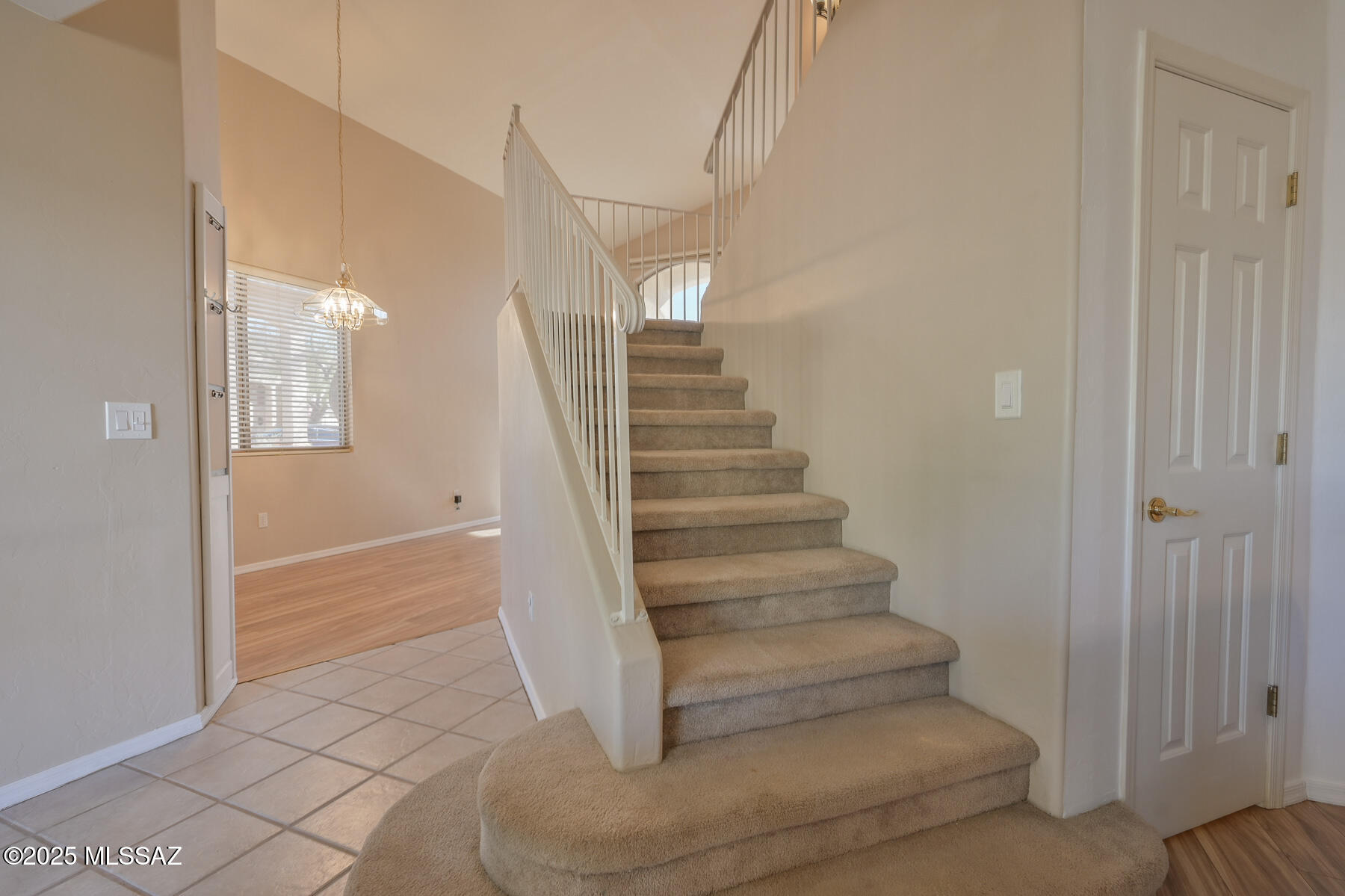 10261 E Desert Skyline Way