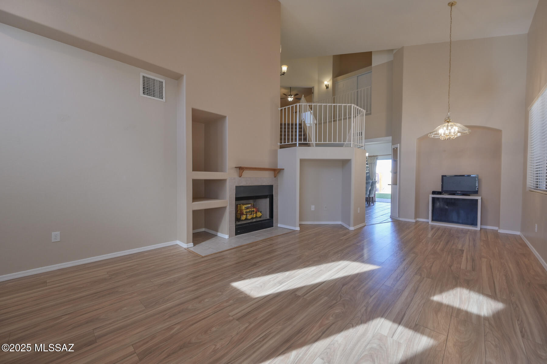 10261 E Desert Skyline Way