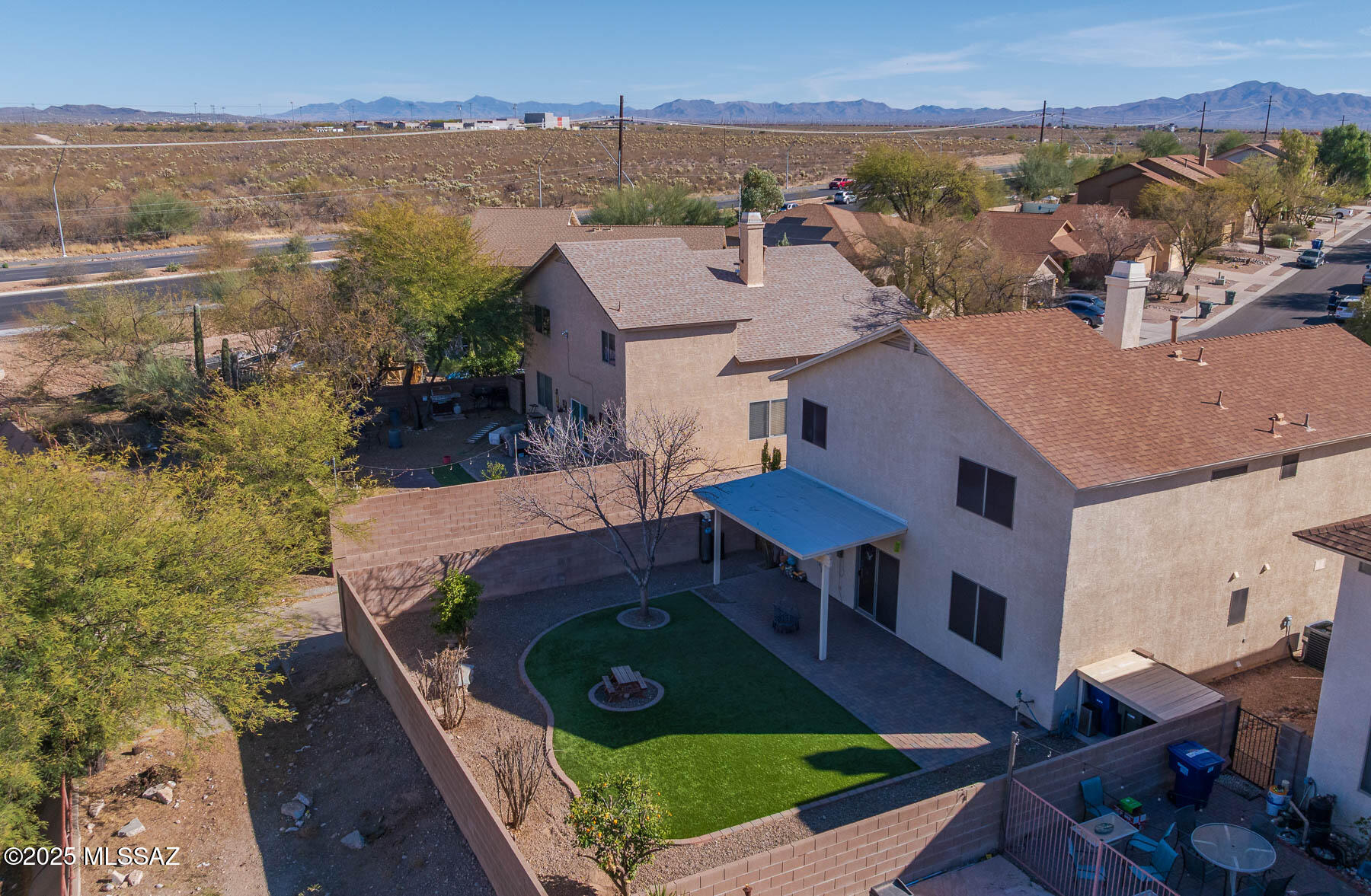 10261 E Desert Skyline Way