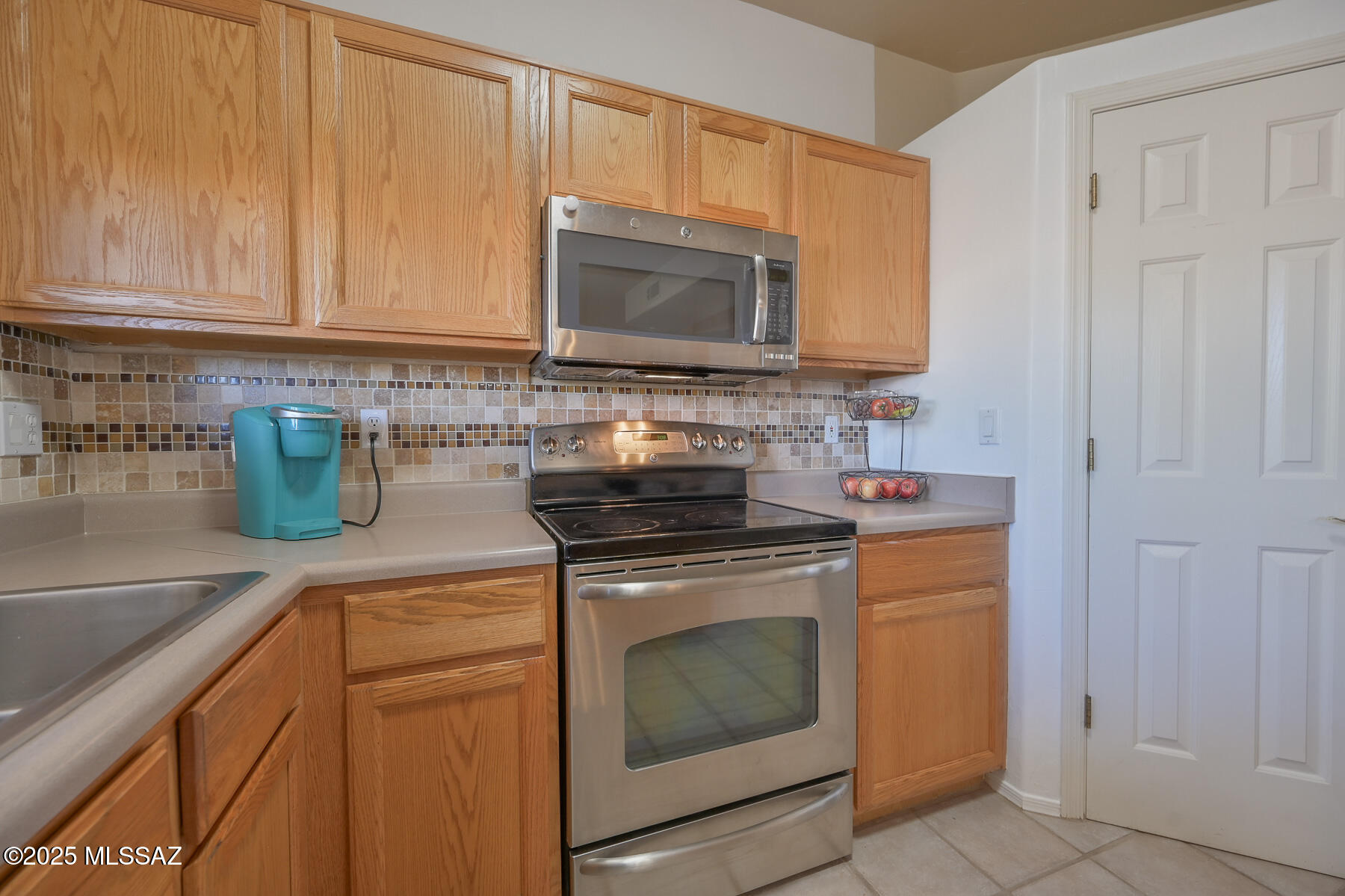 10261 E Desert Skyline Way