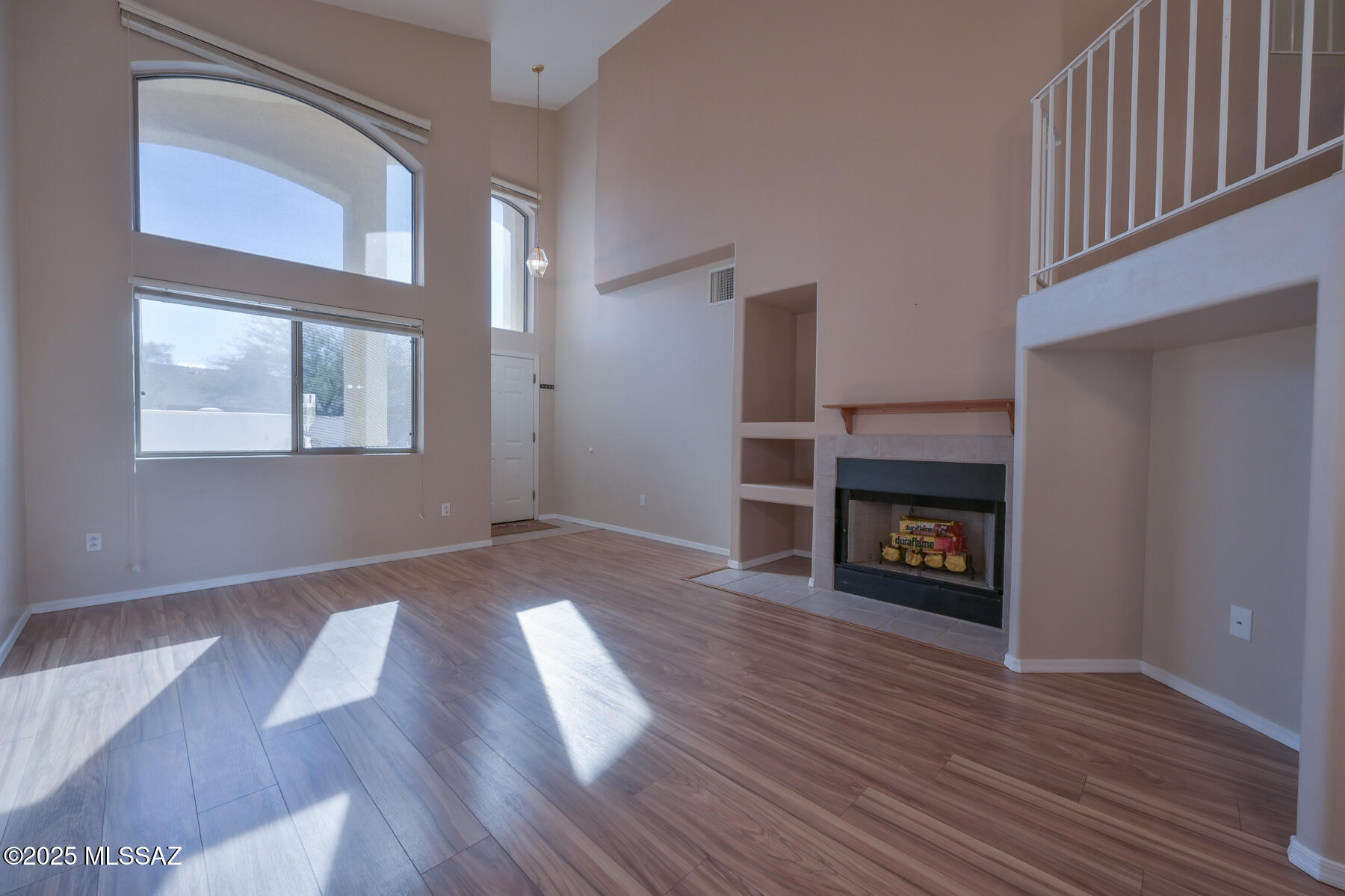 10261 E Desert Skyline Way