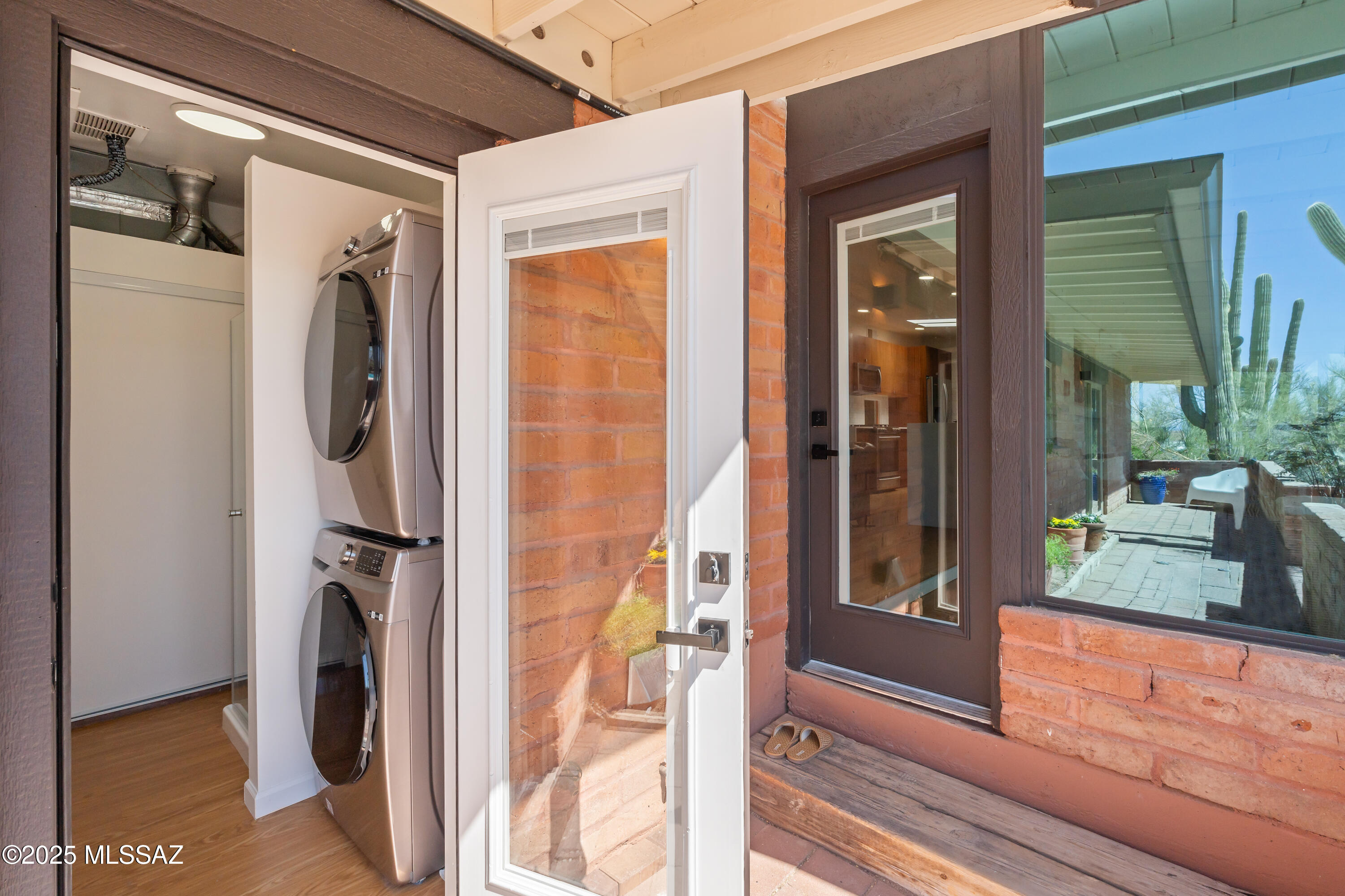 6530 N Camino De La Karina