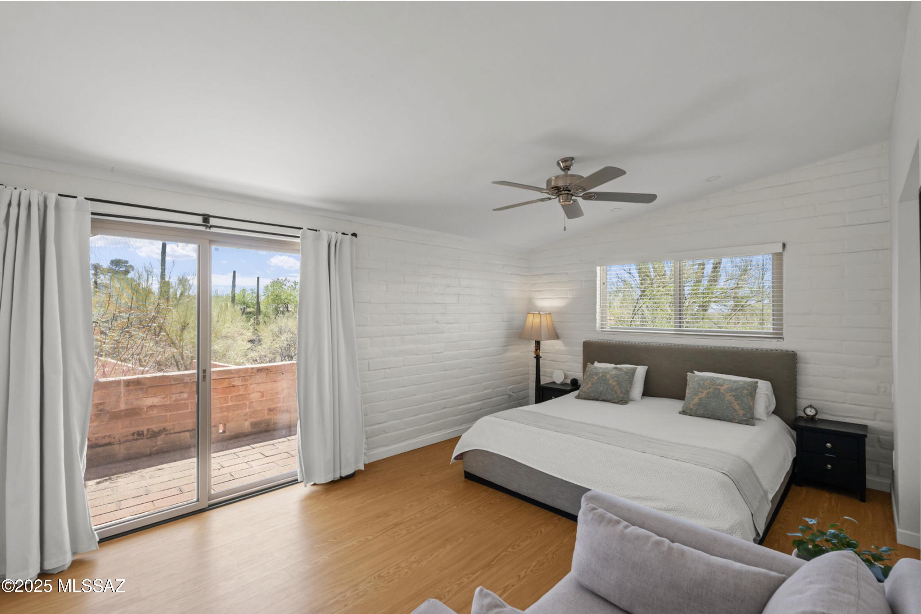 6530 N Camino De La Karina