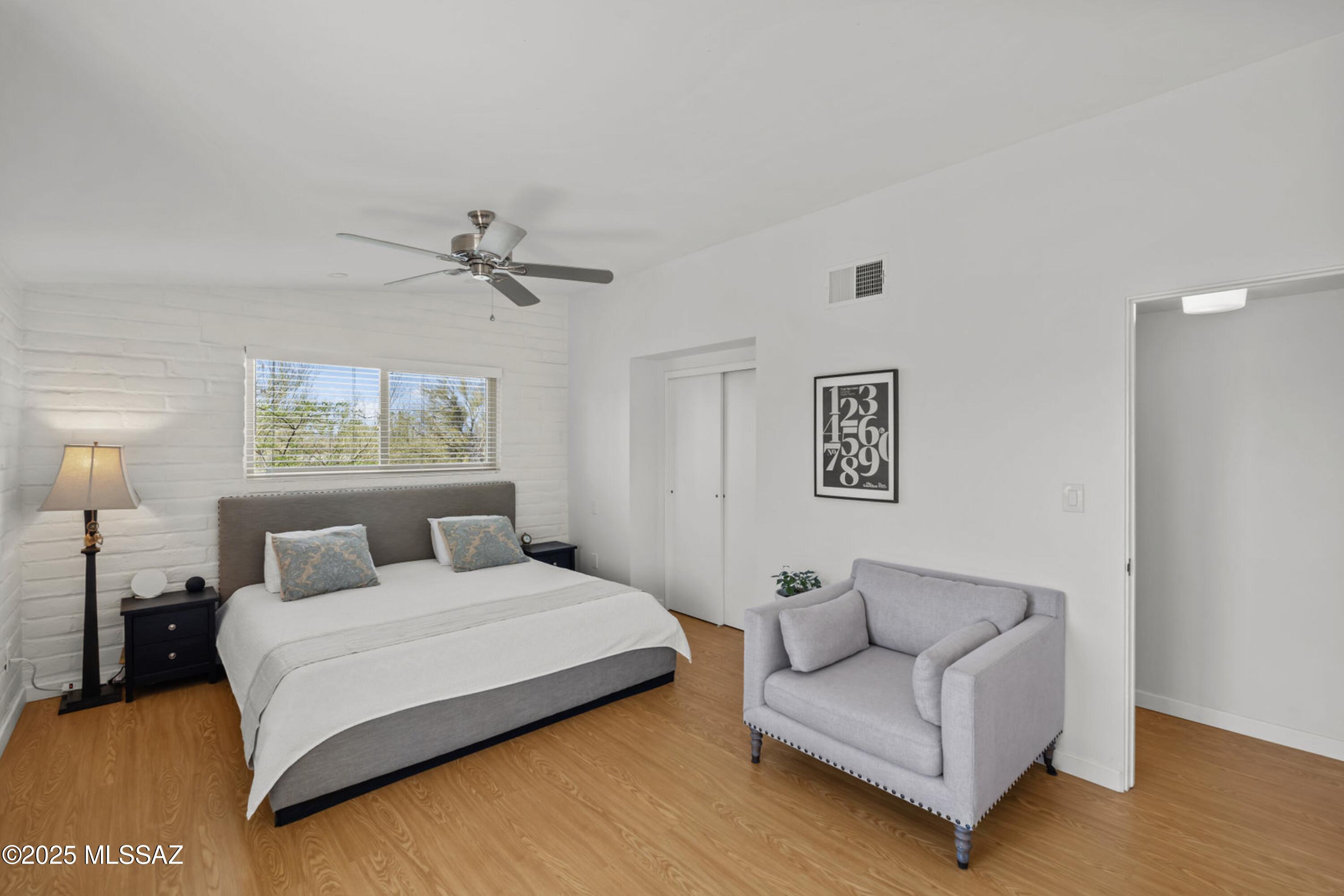 6530 N Camino De La Karina