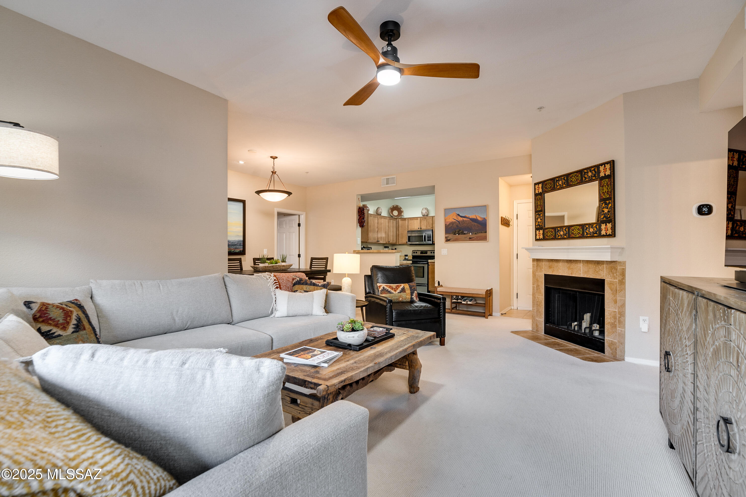 1500 E Pusch Wilderness Drive Unit: 4205