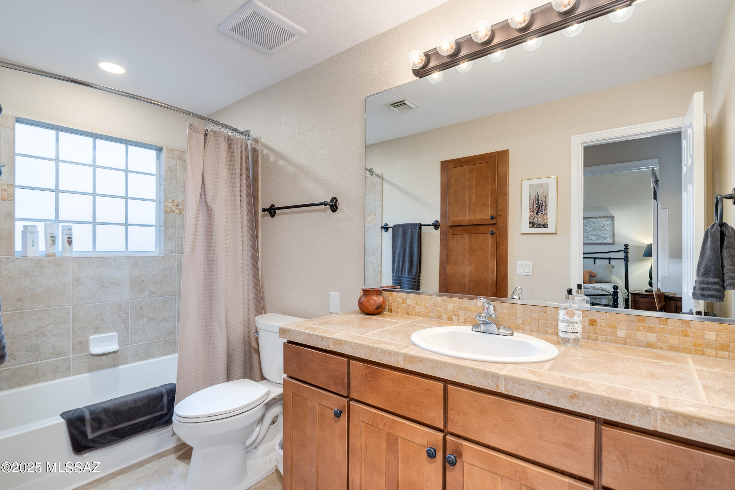 1500 E Pusch Wilderness Drive Unit: 4205