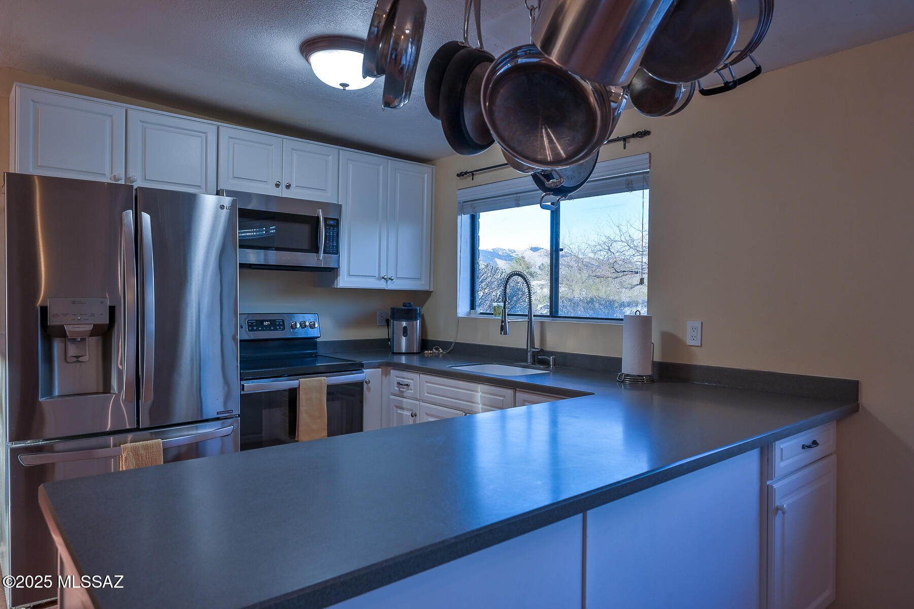 3801 N Tres Lomas Drive