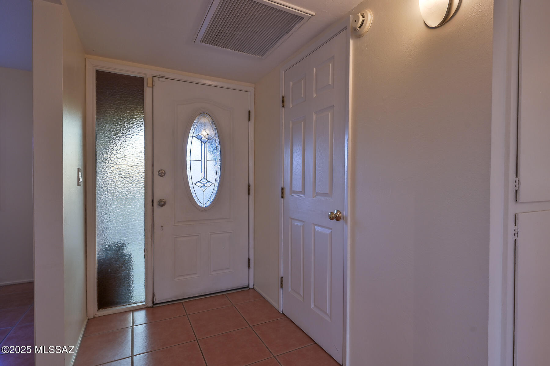 3801 N Tres Lomas Drive