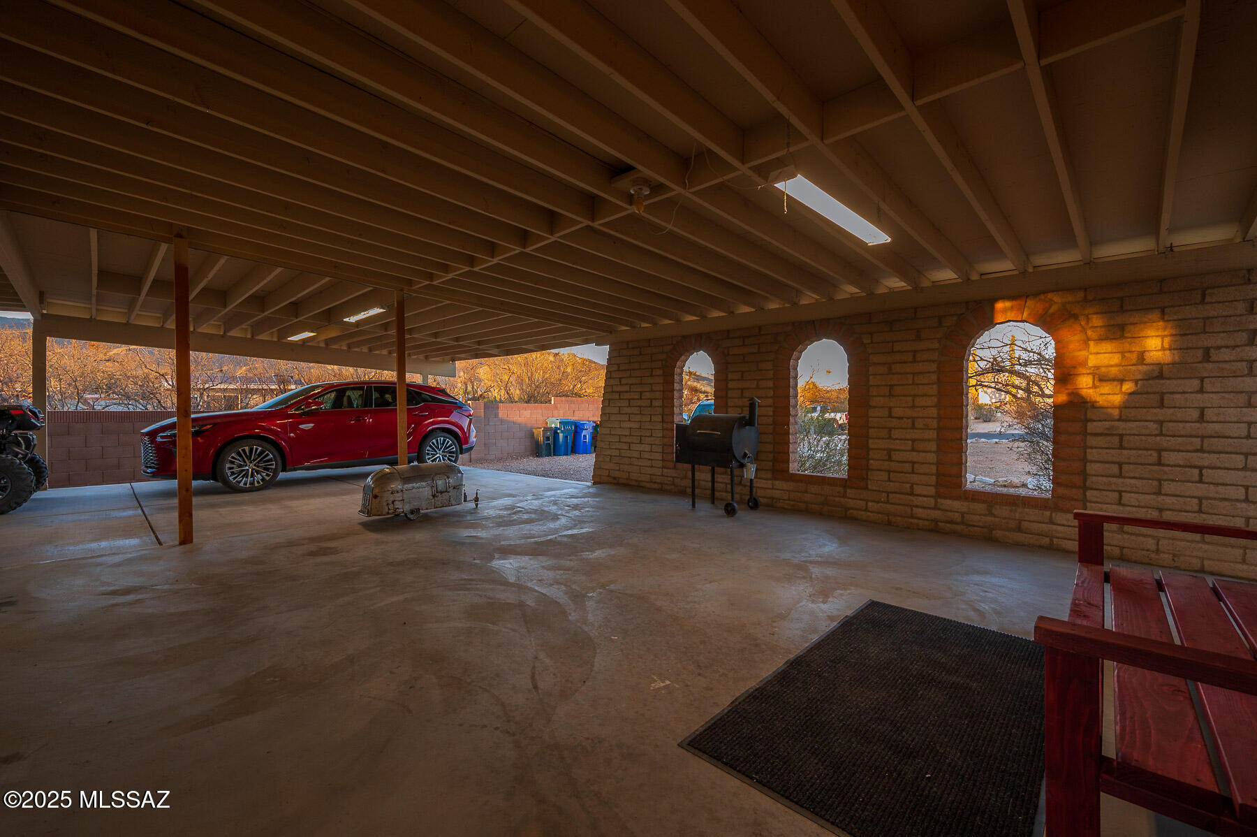 3801 N Tres Lomas Drive