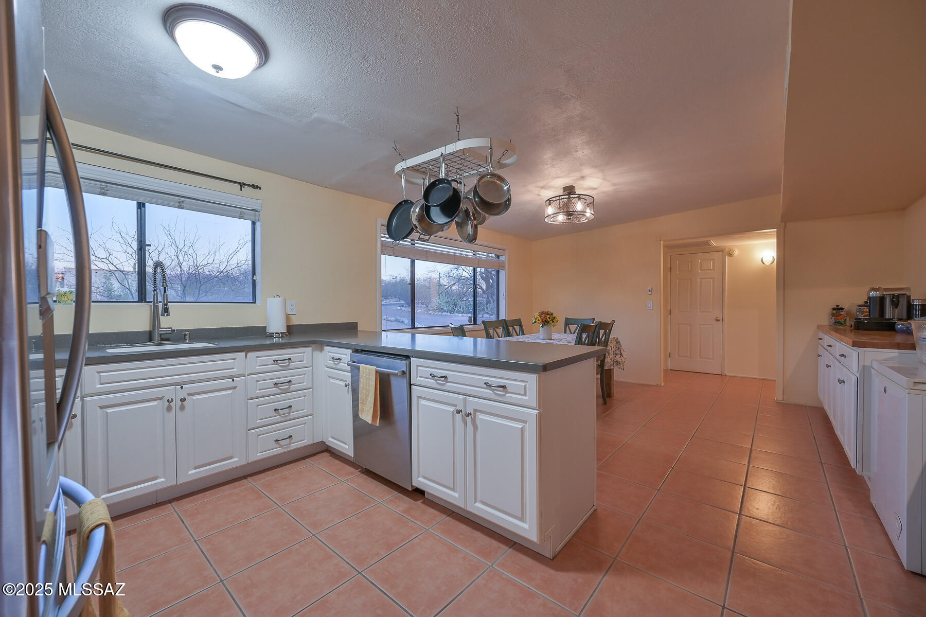 3801 N Tres Lomas Drive