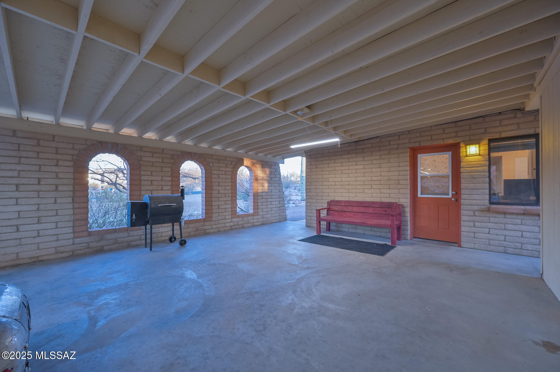 3801 N Tres Lomas Drive