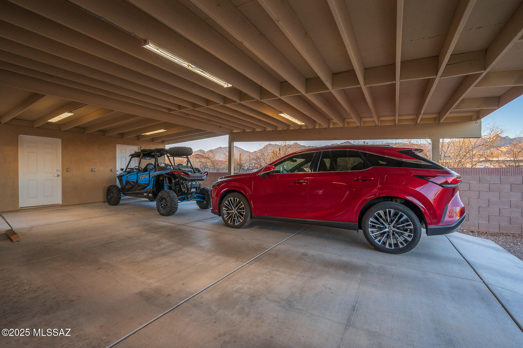 3801 N Tres Lomas Drive