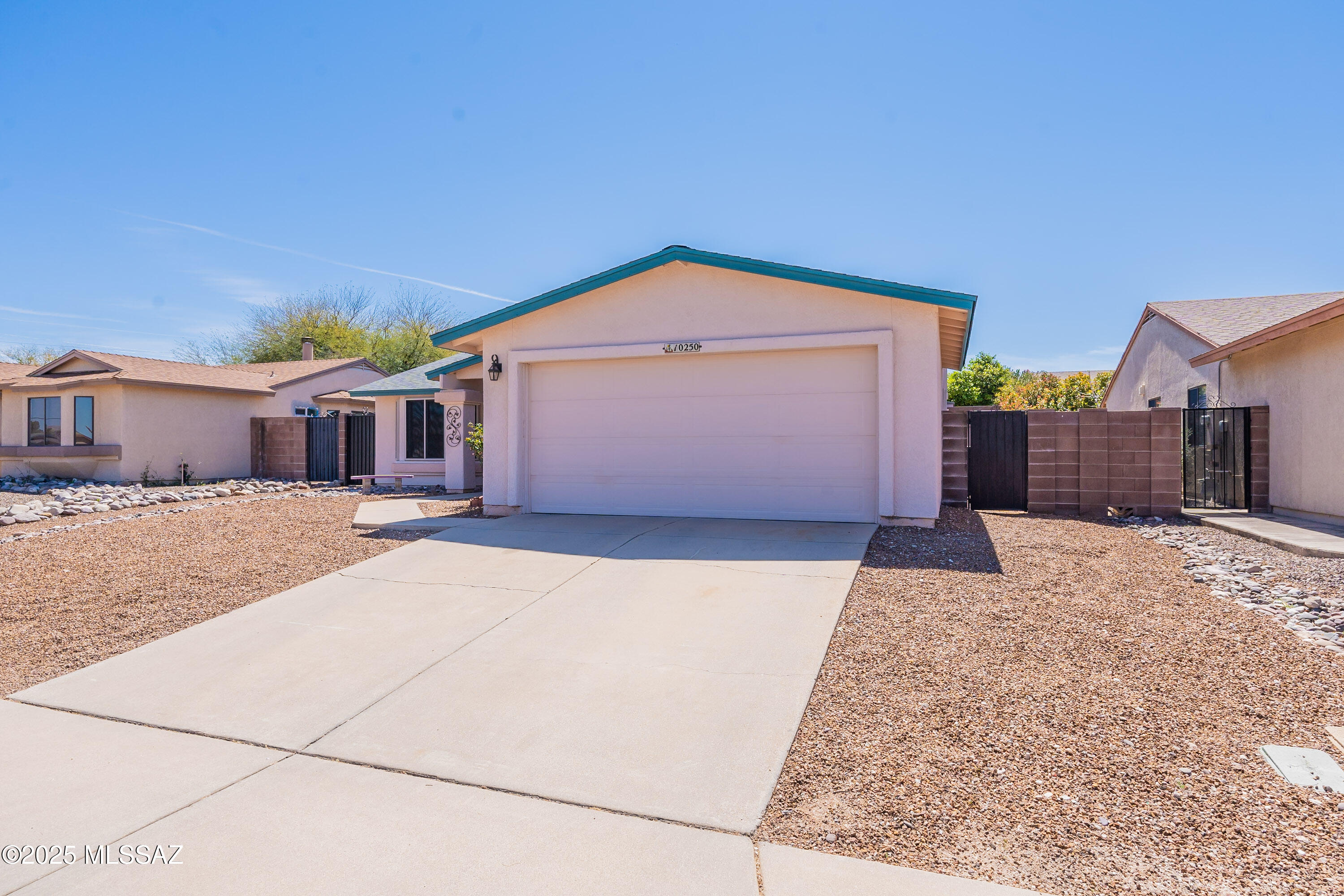 10250 E Juniper Basin Lane
