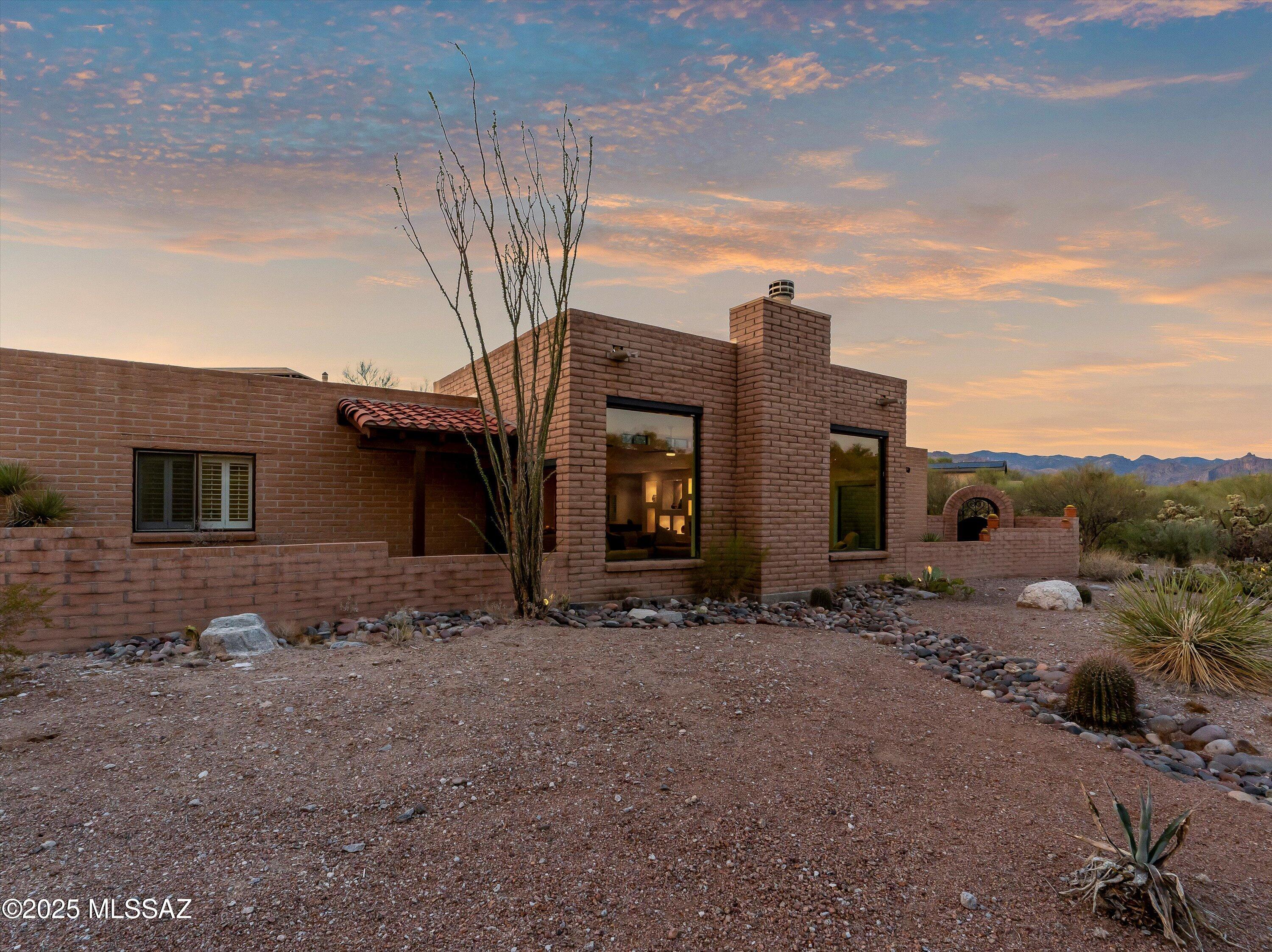 4601 N Paseo Tubutama