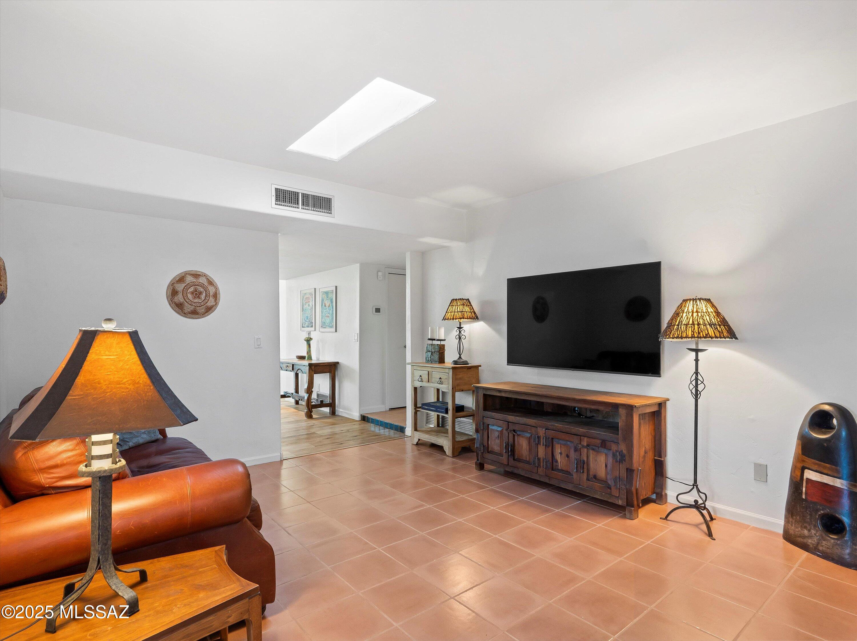 4601 N Paseo Tubutama