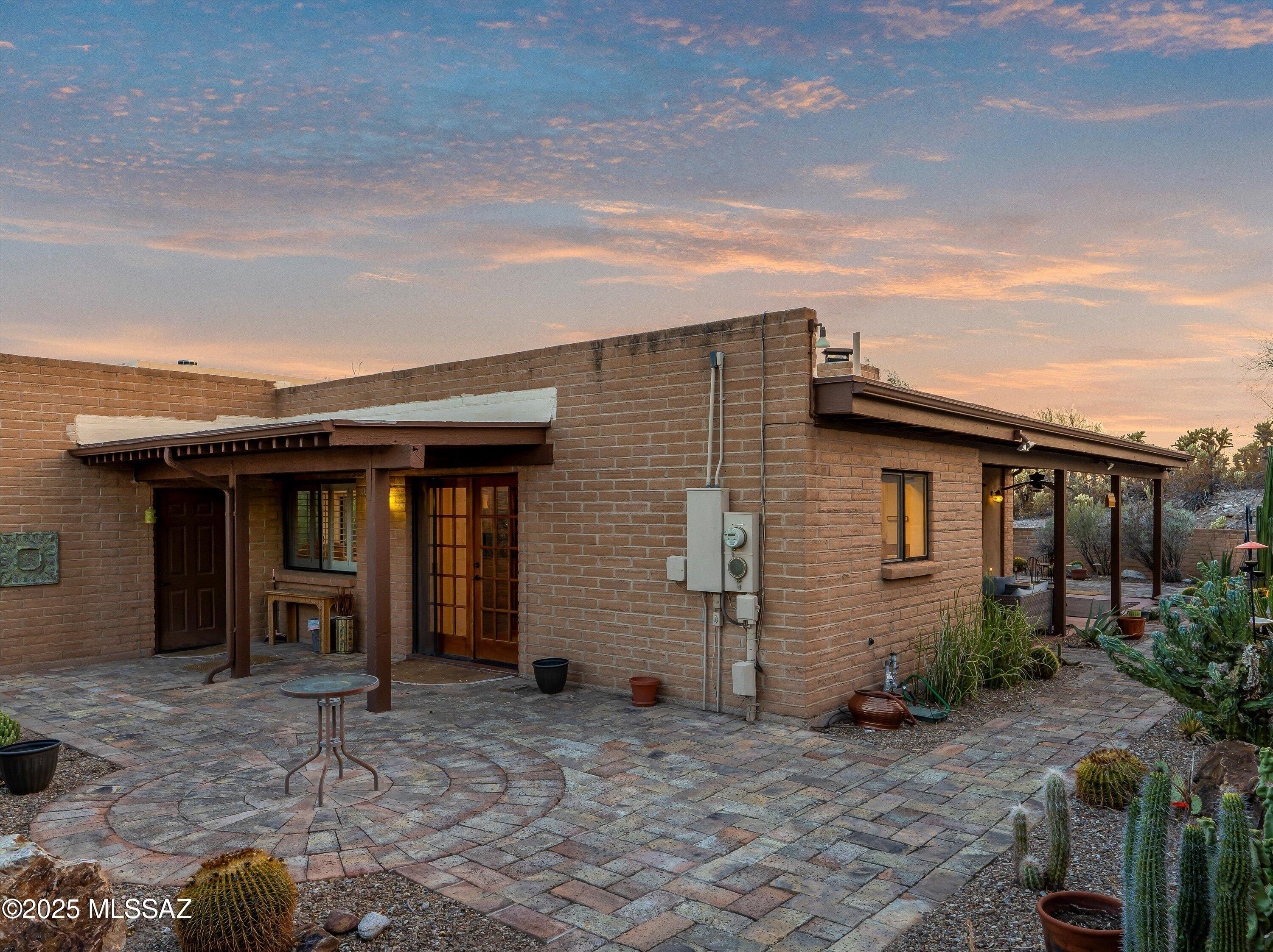 4601 N Paseo Tubutama