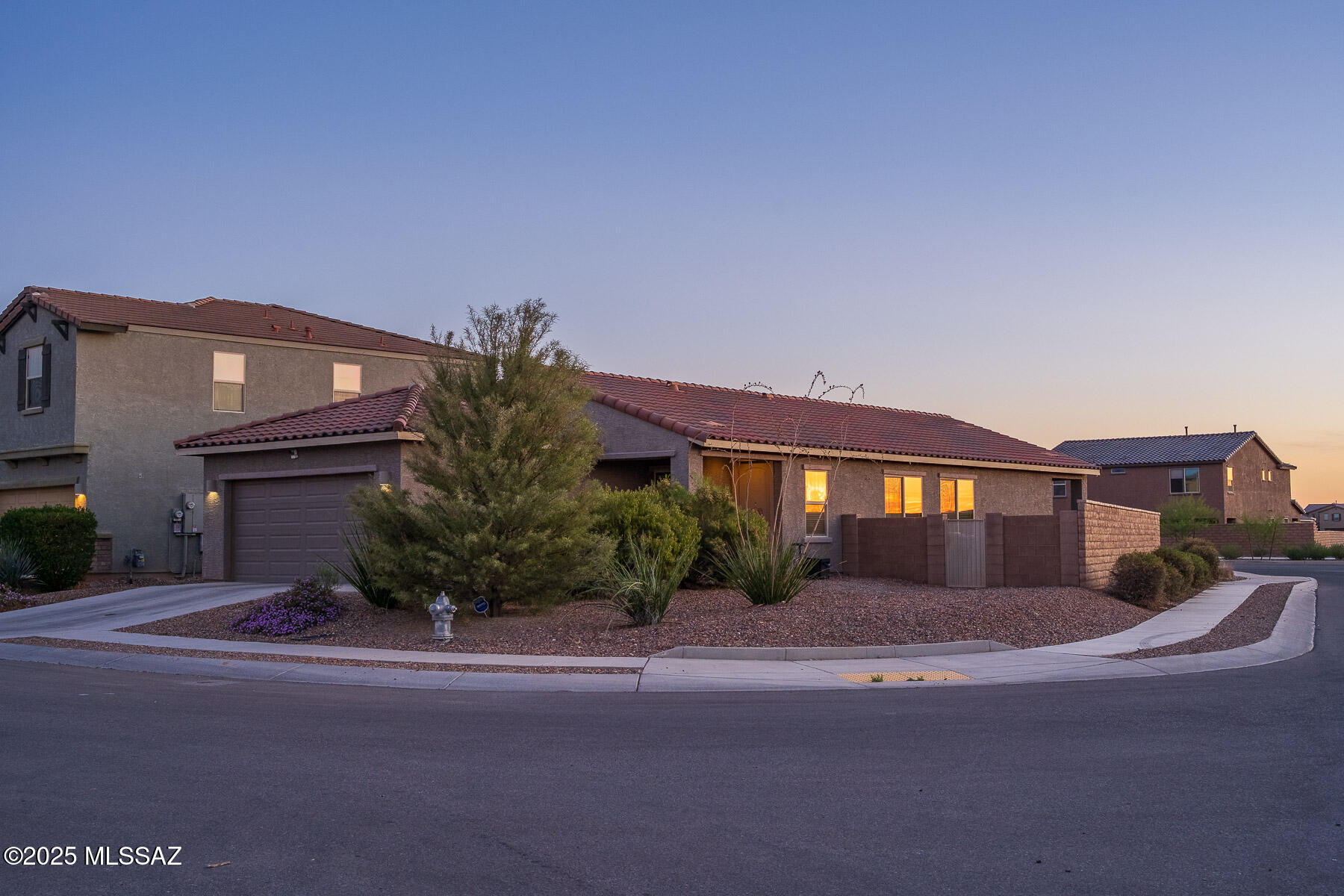 6750 E Via Rancho Rosario