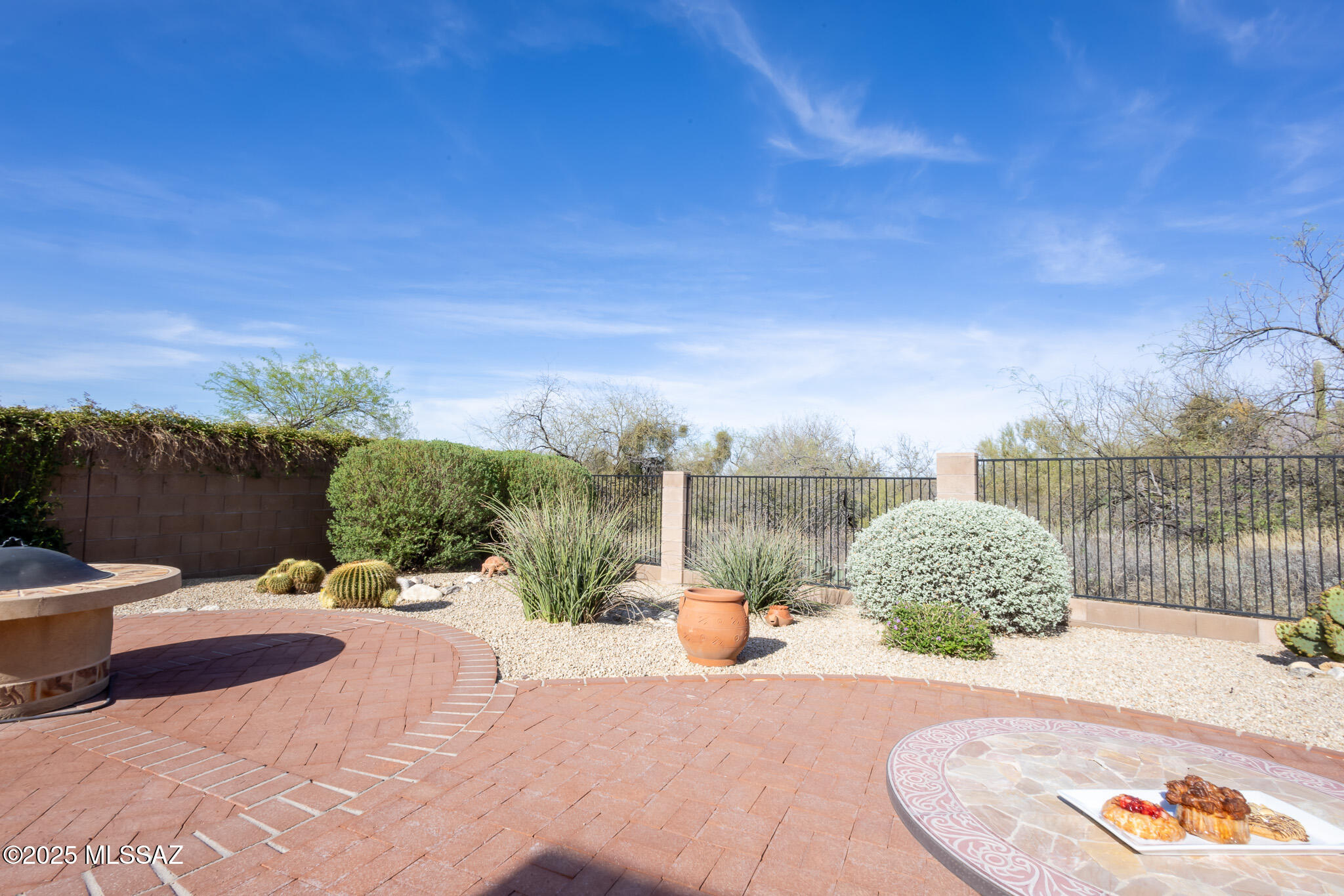 5269 N Sterling Heights Place