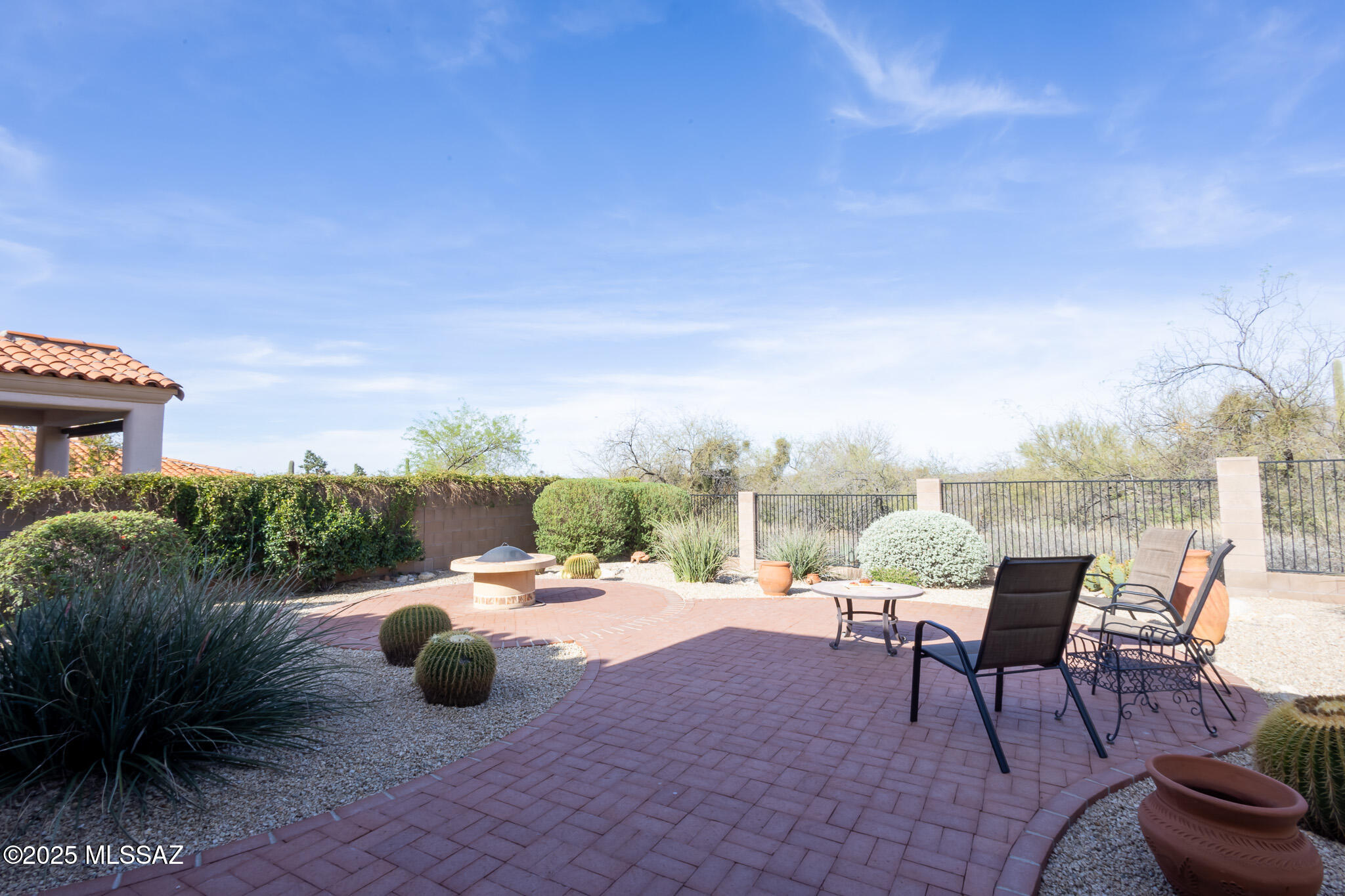 5269 N Sterling Heights Place