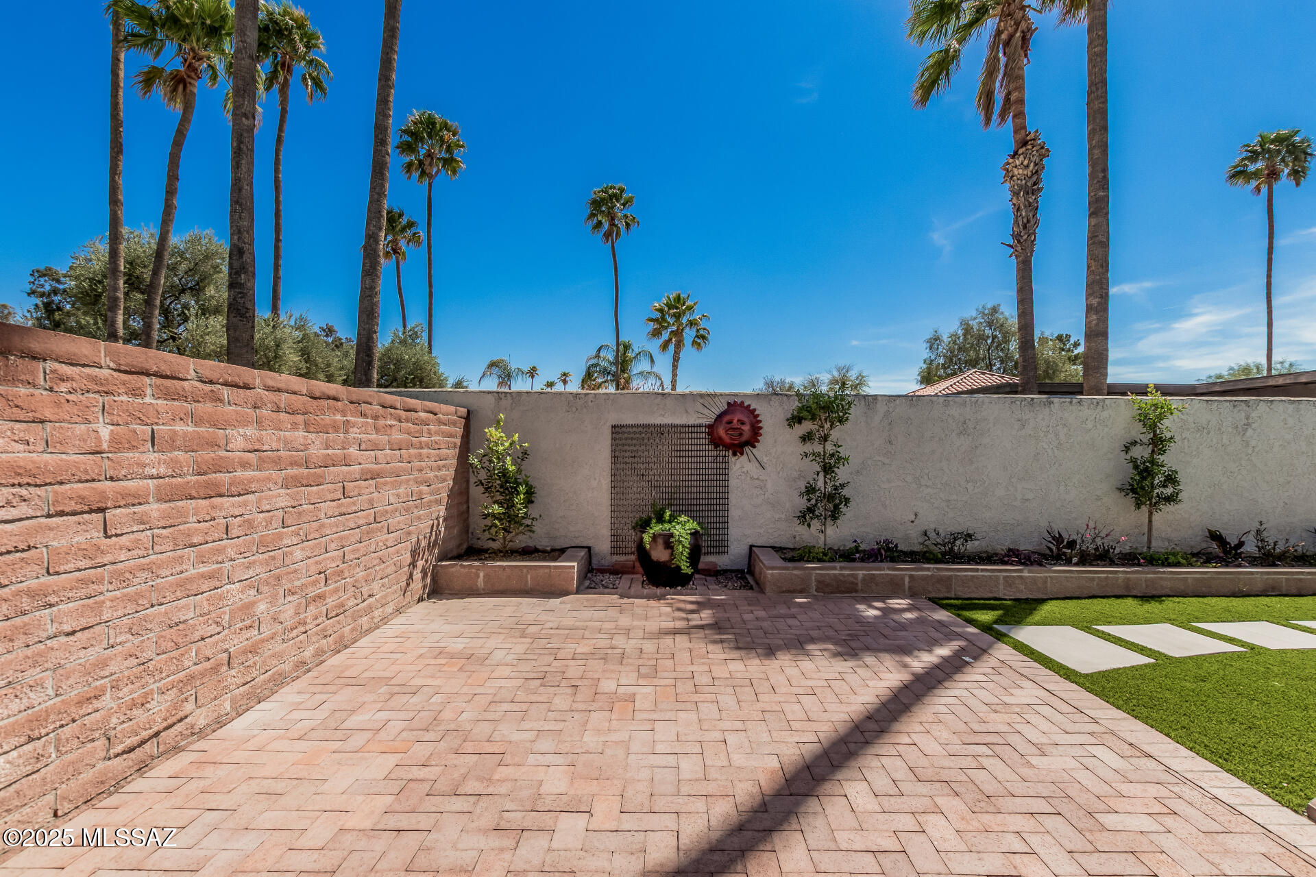 7562 E Camino De Querabi